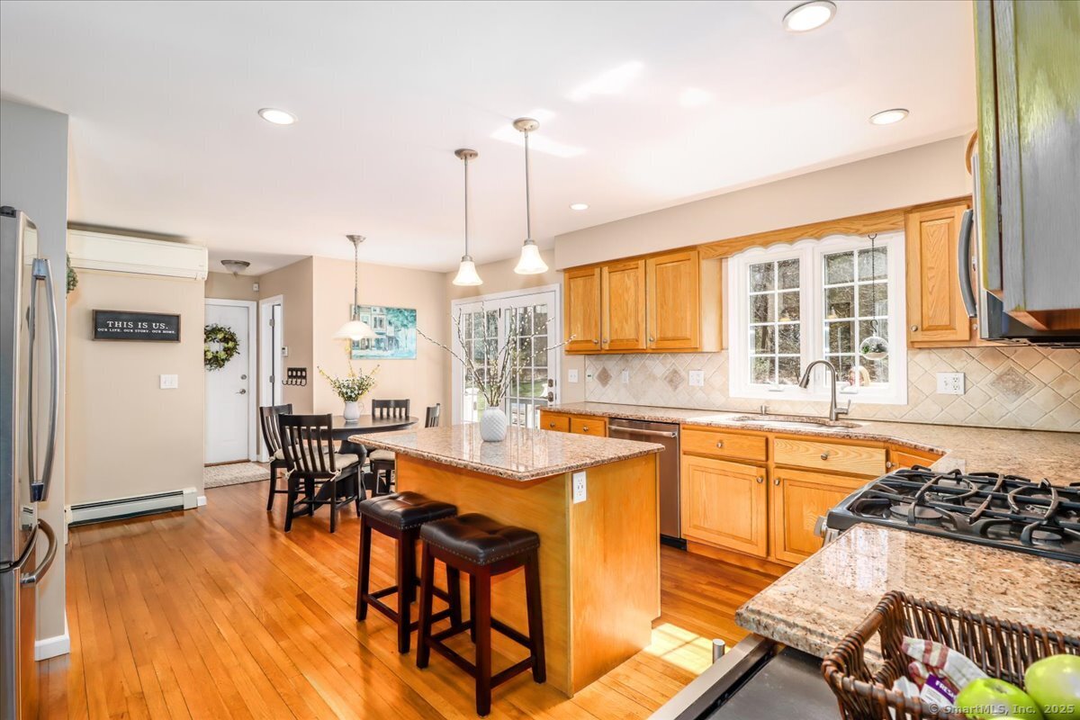 8 Winston, New Milford, Connecticut 06776