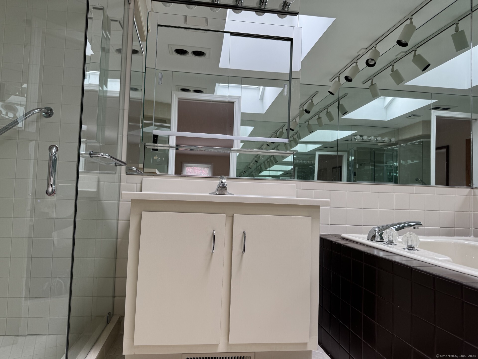 24 Abby, Hamden, Connecticut 06514