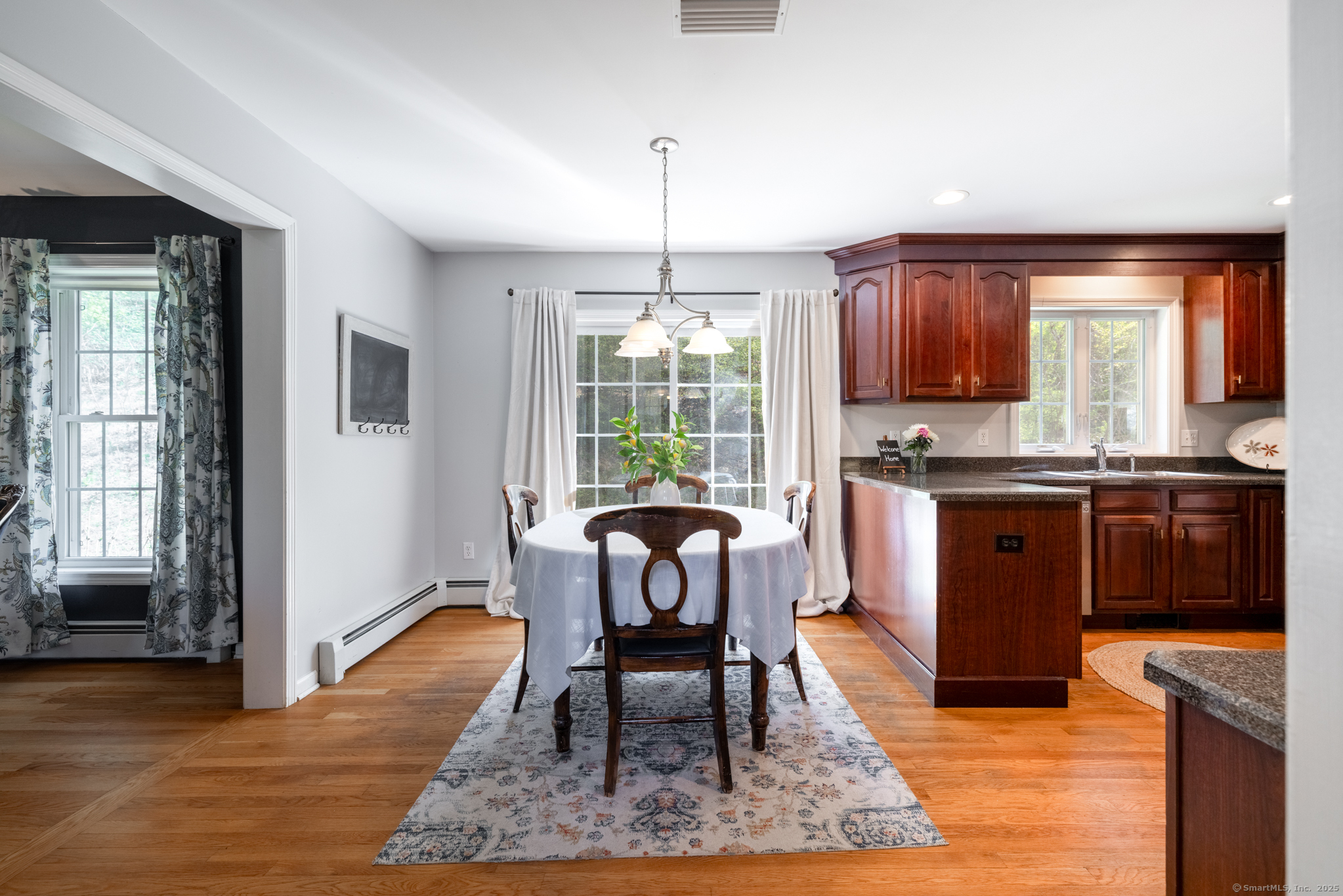 110 Glenwood, Middlebury, Connecticut 06762