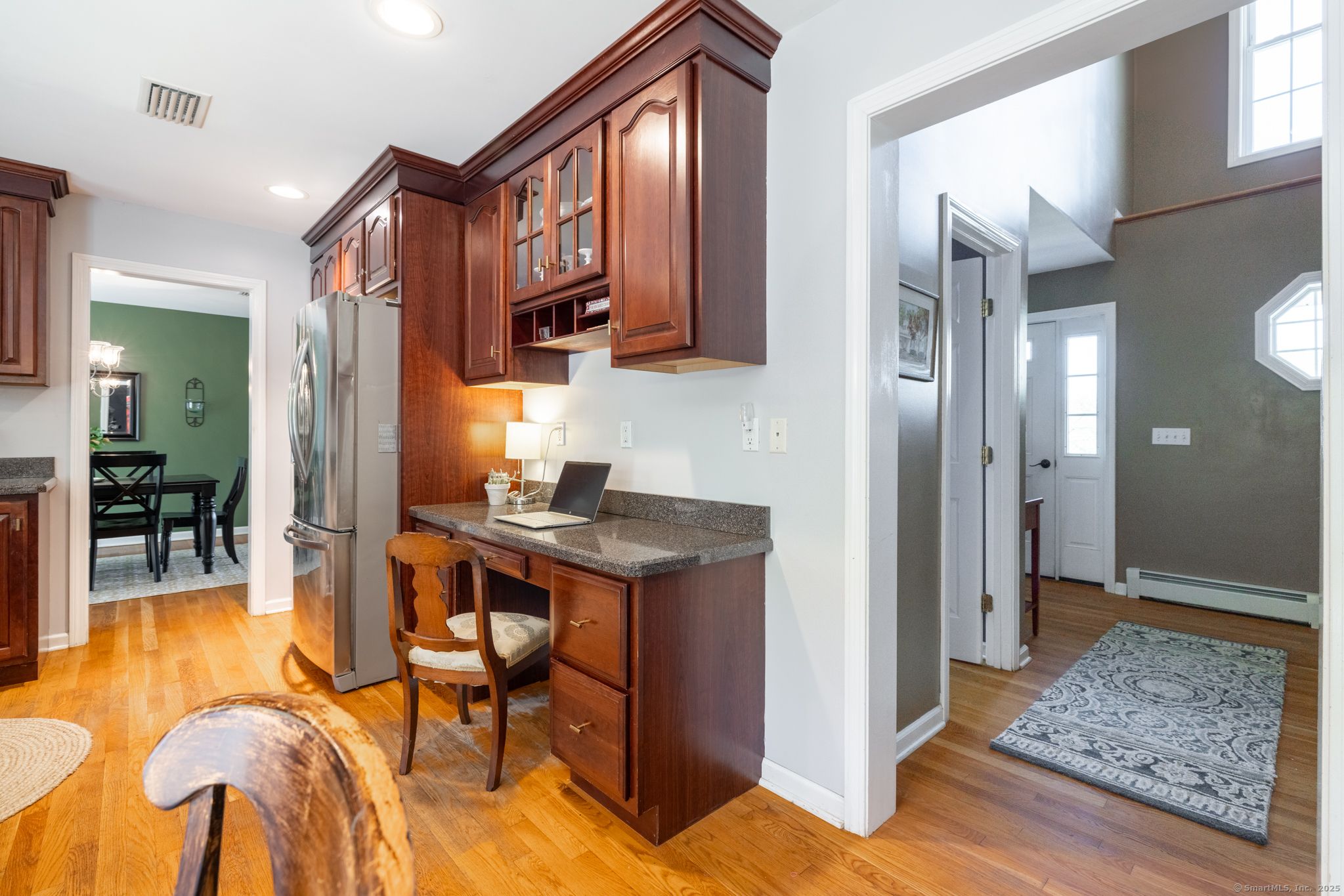110 Glenwood, Middlebury, Connecticut 06762