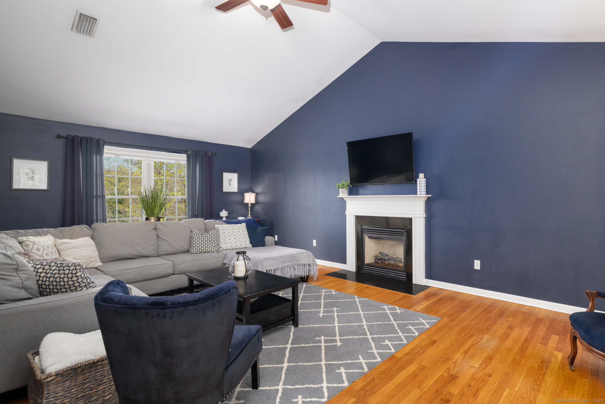 110 Glenwood, Middlebury, Connecticut 06762