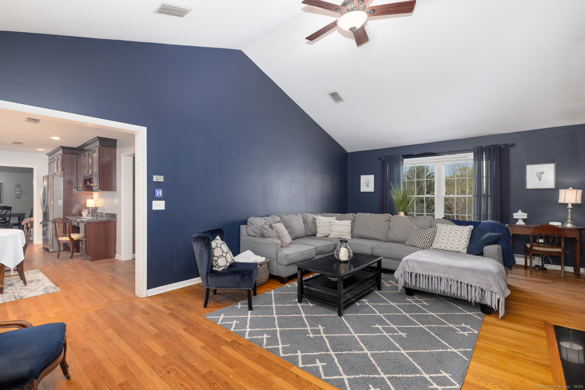 110 Glenwood, Middlebury, Connecticut 06762