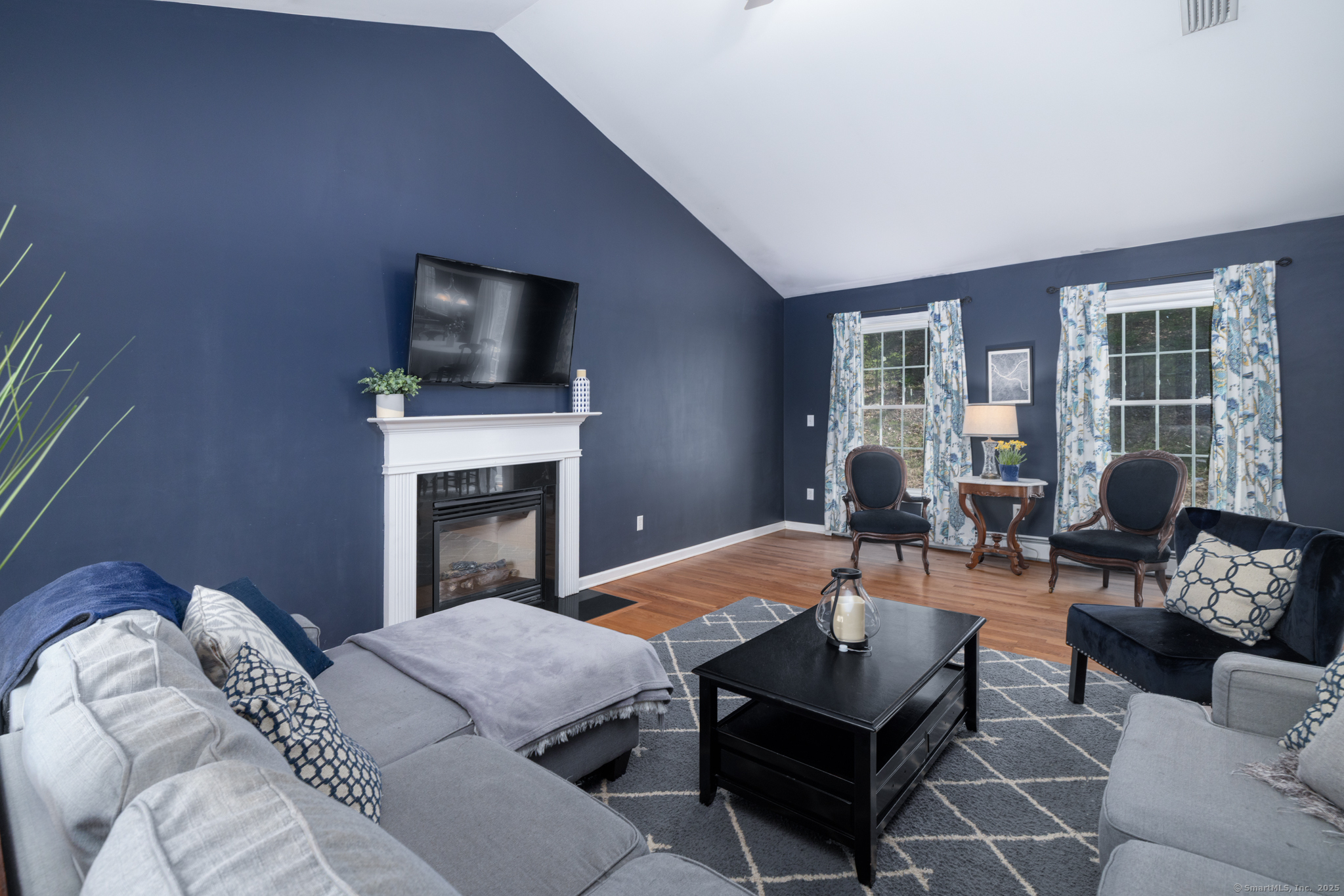 110 Glenwood, Middlebury, Connecticut 06762