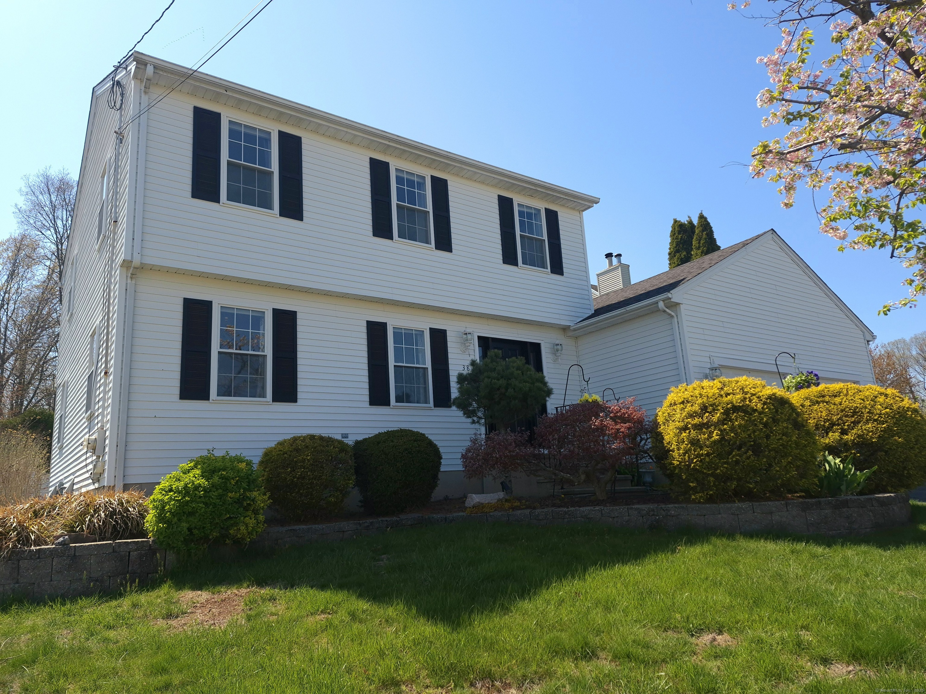 38 Benjamin, East Haven, Connecticut 06513