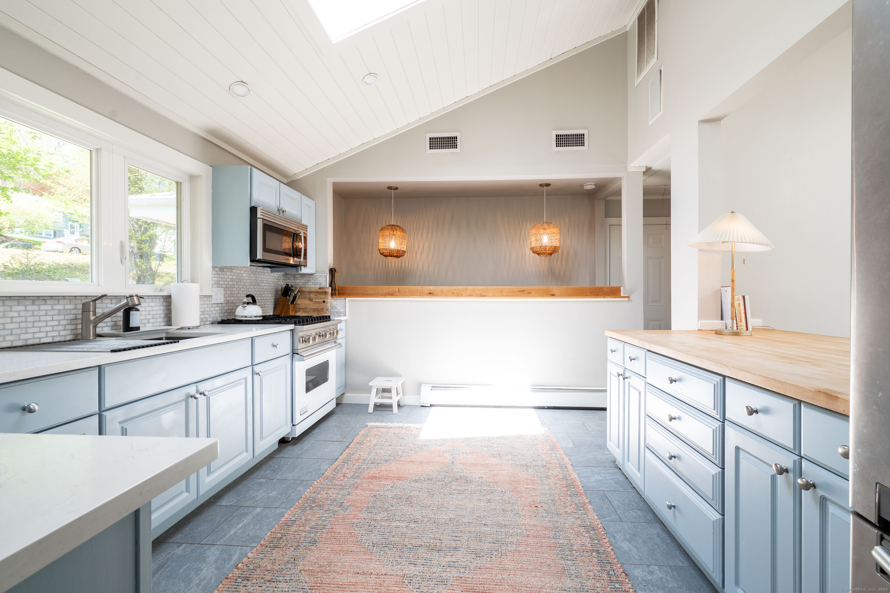 70 Lake Shore, Brookfield, Connecticut 06804