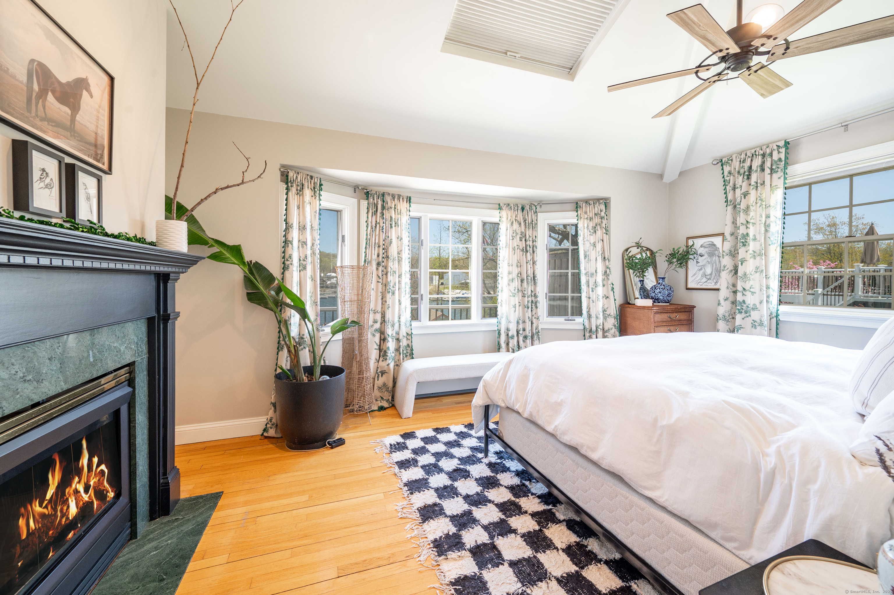 70 Lake Shore, Brookfield, Connecticut 06804