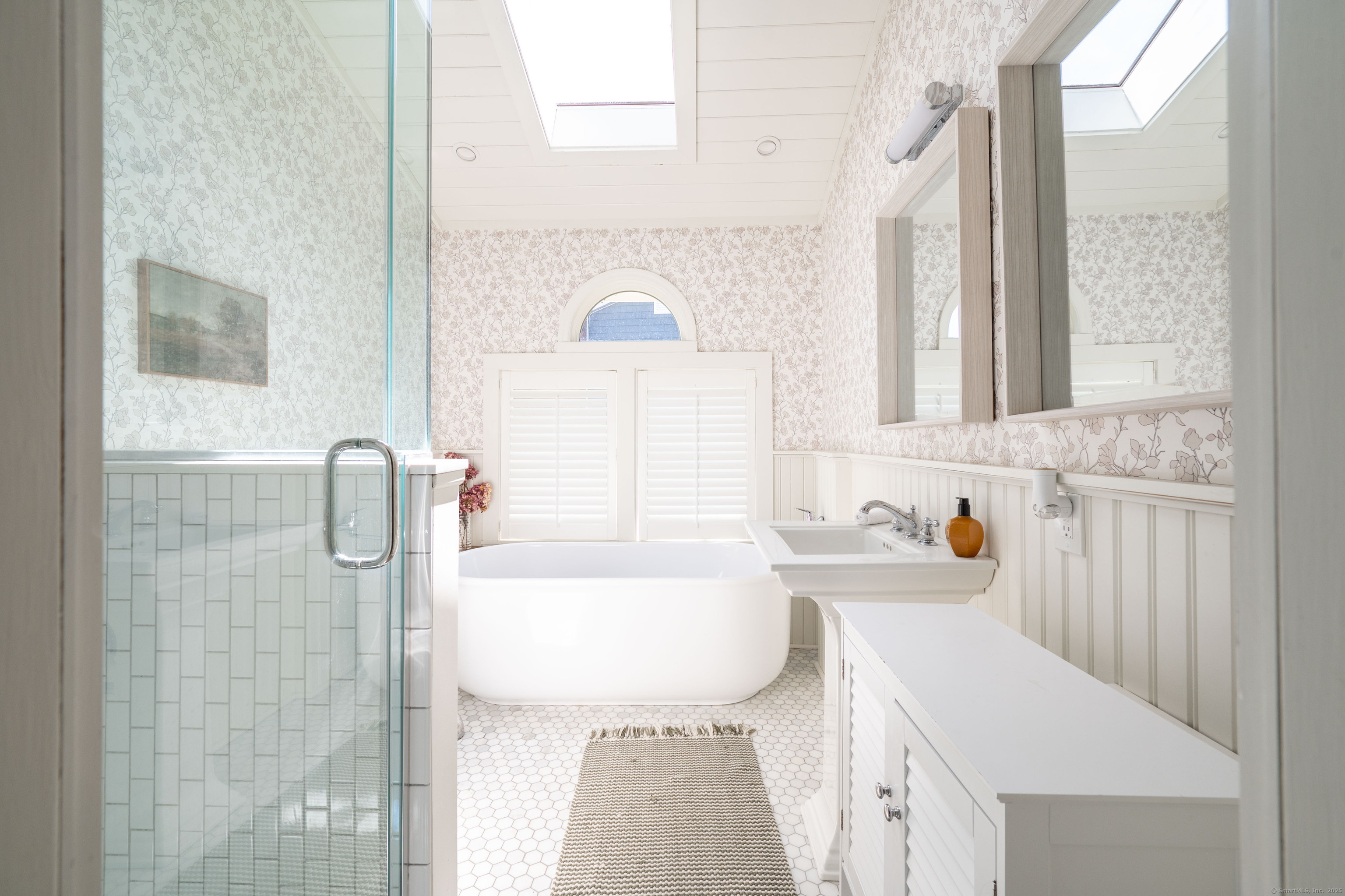 70 Lake Shore, Brookfield, Connecticut 06804