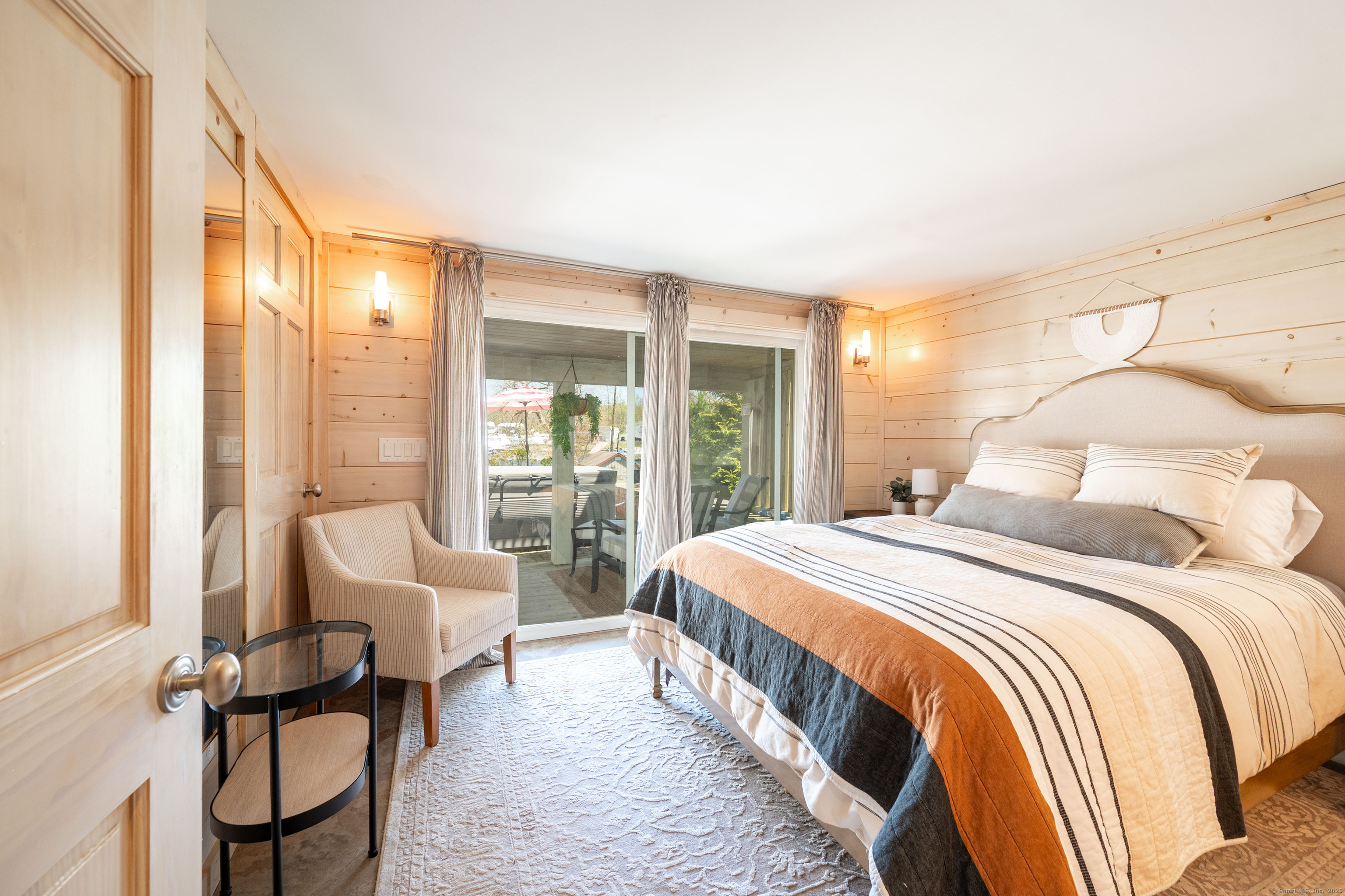 70 Lake Shore, Brookfield, Connecticut 06804