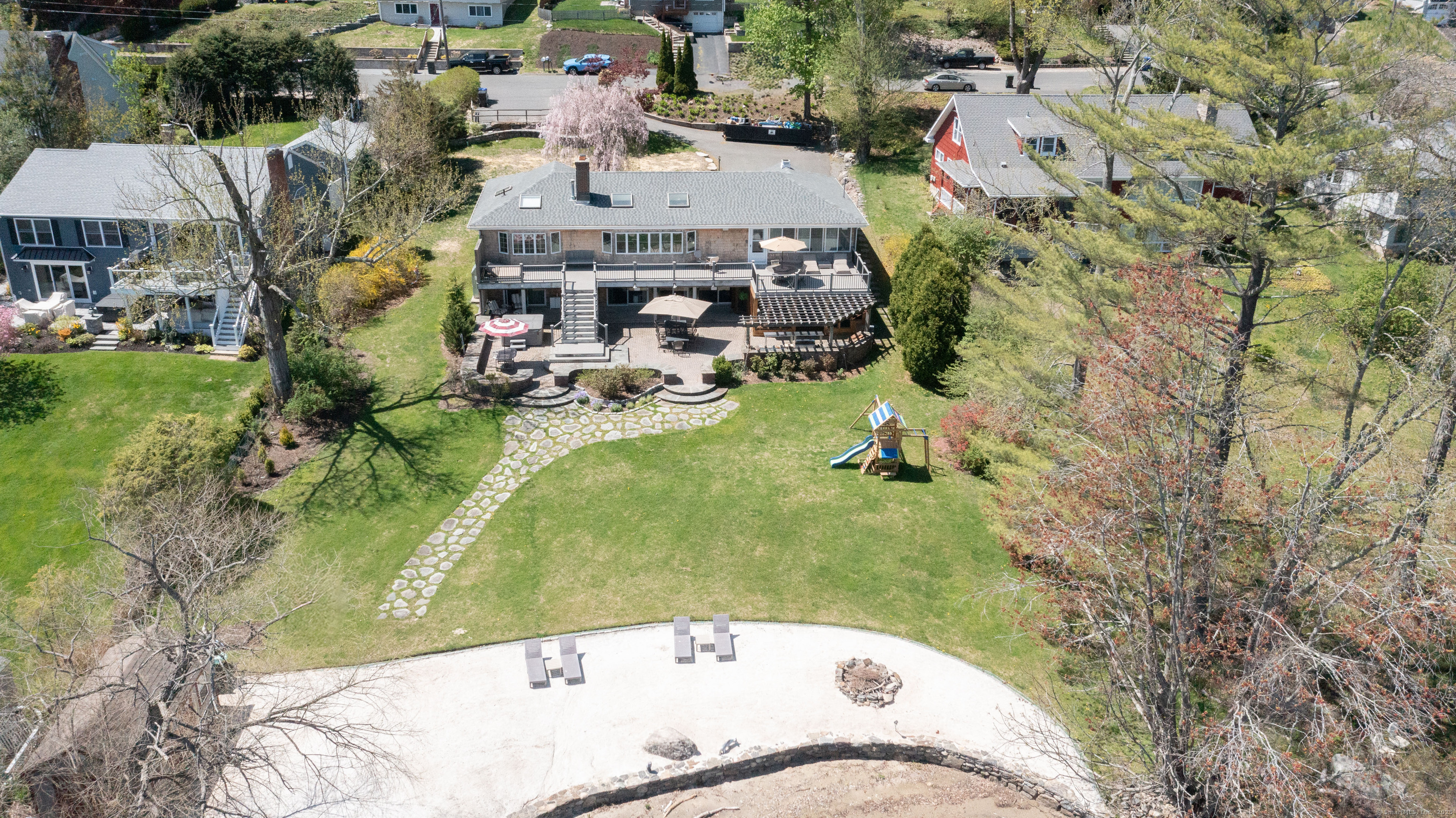 70 Lake Shore, Brookfield, Connecticut 06804