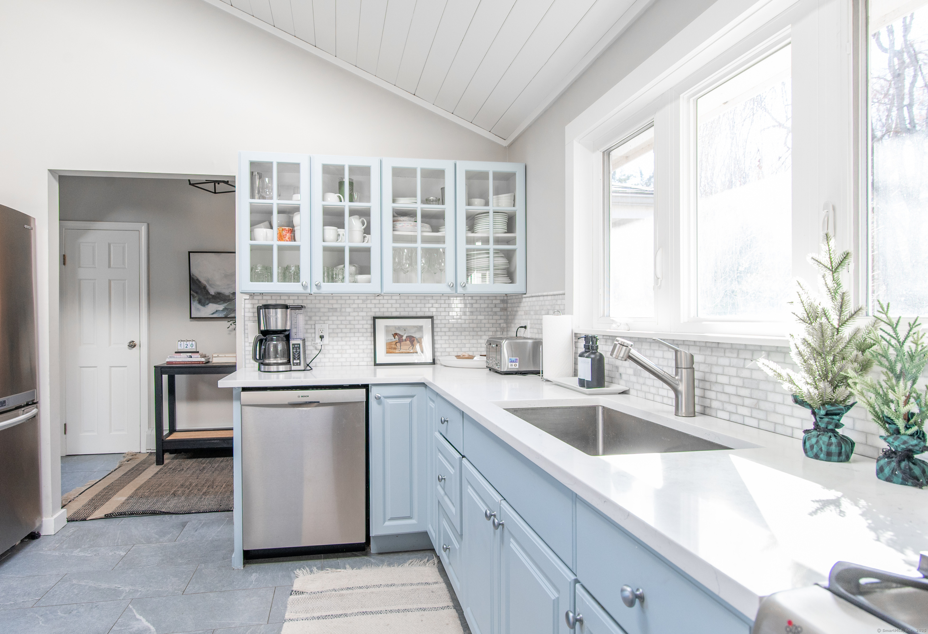 70 Lake Shore, Brookfield, Connecticut 06804
