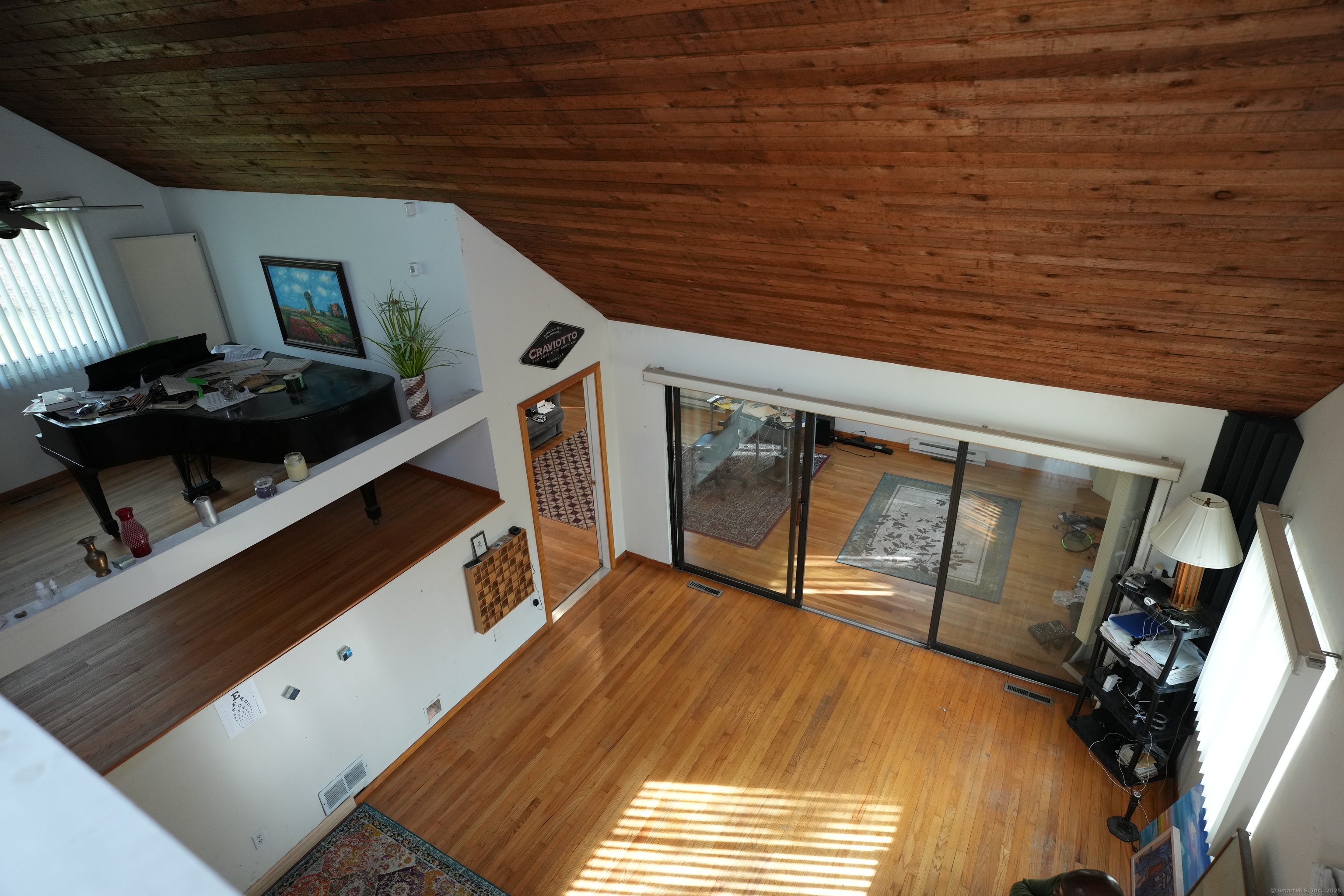 953 Rainbow, Orange, Connecticut 06477