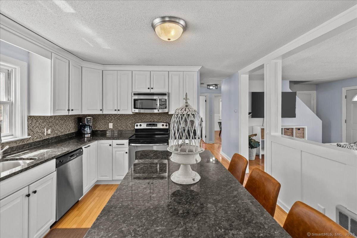 37 Green, Wallingford, Connecticut 06492