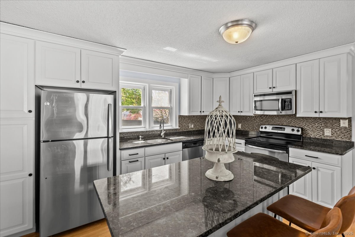 37 Green, Wallingford, Connecticut 06492
