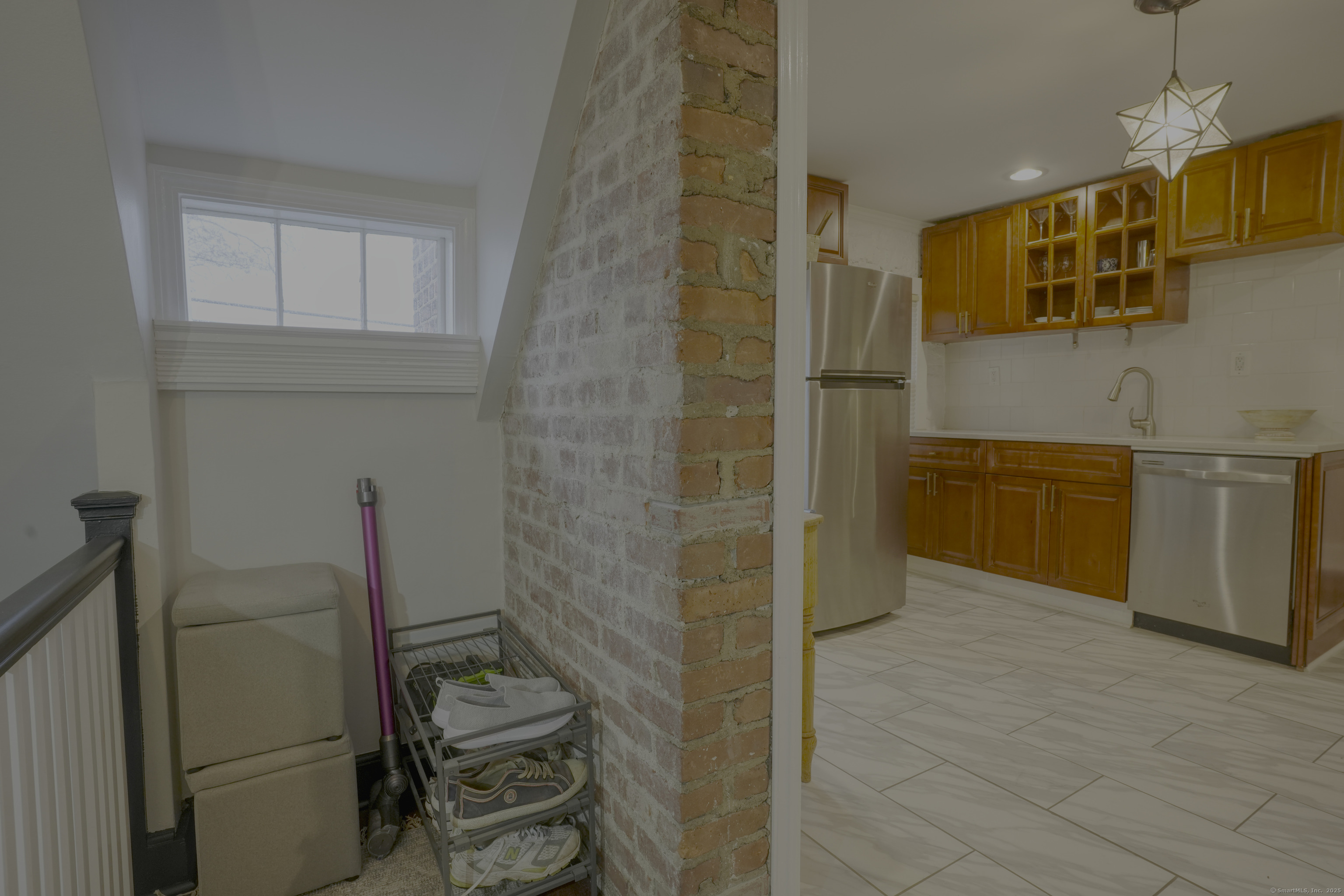 72 Sims, Bridgeport, Connecticut 06604