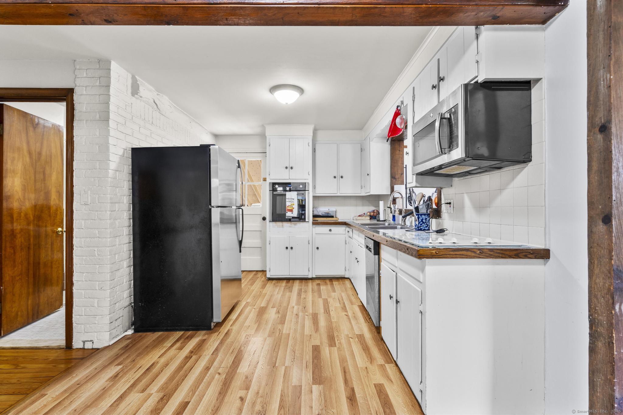 210 Sachem Head, Guilford, Connecticut 06437
