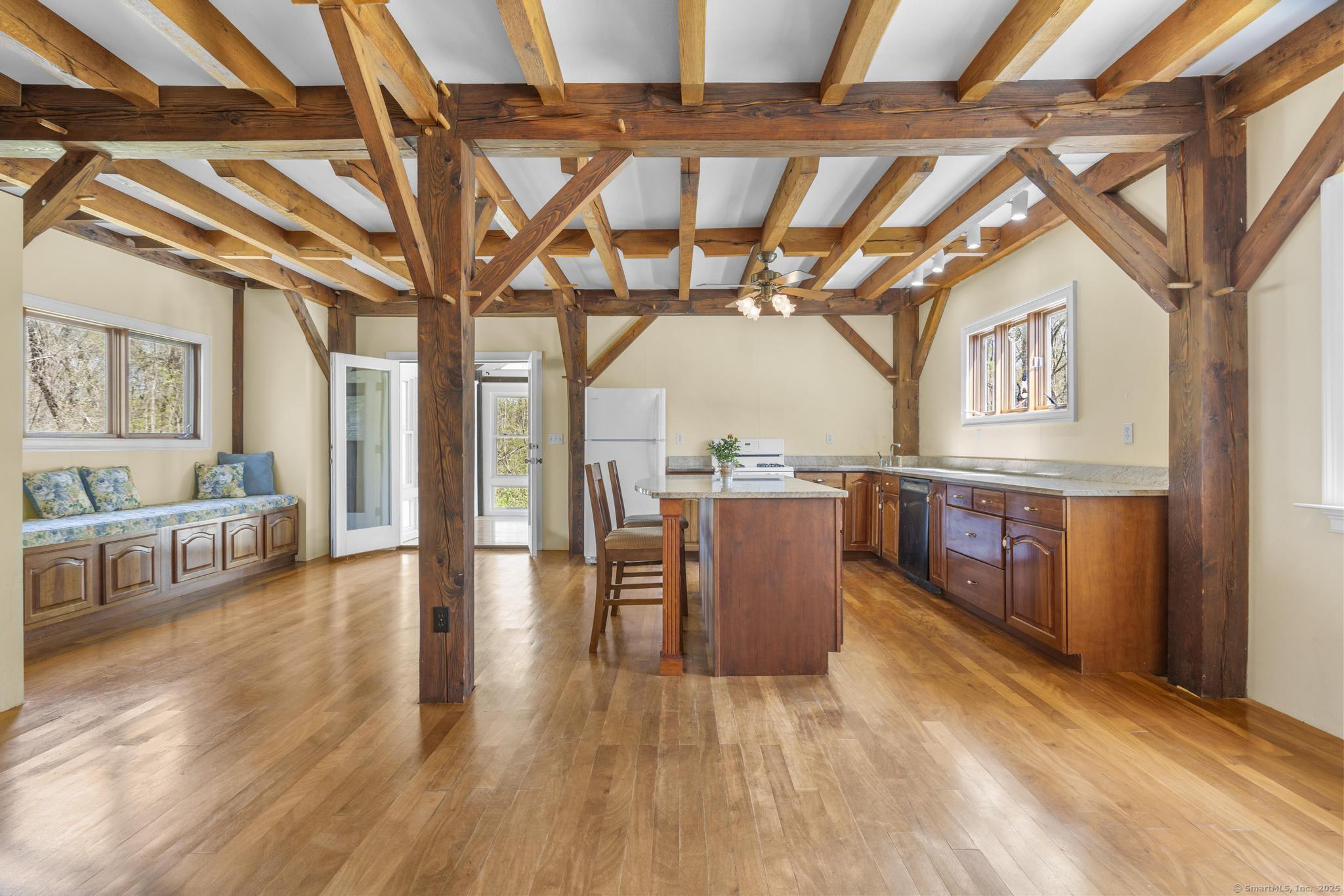 204 Sachem Head, Guilford, Connecticut 06437