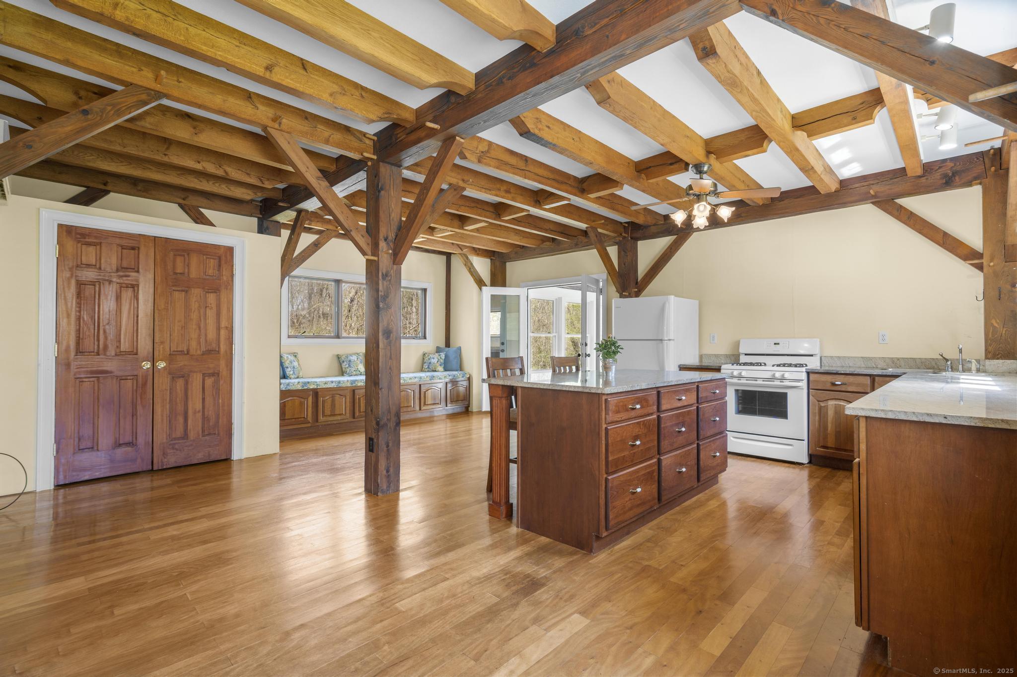 204 Sachem Head, Guilford, Connecticut 06437