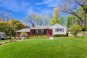27 Deacon Hill Road