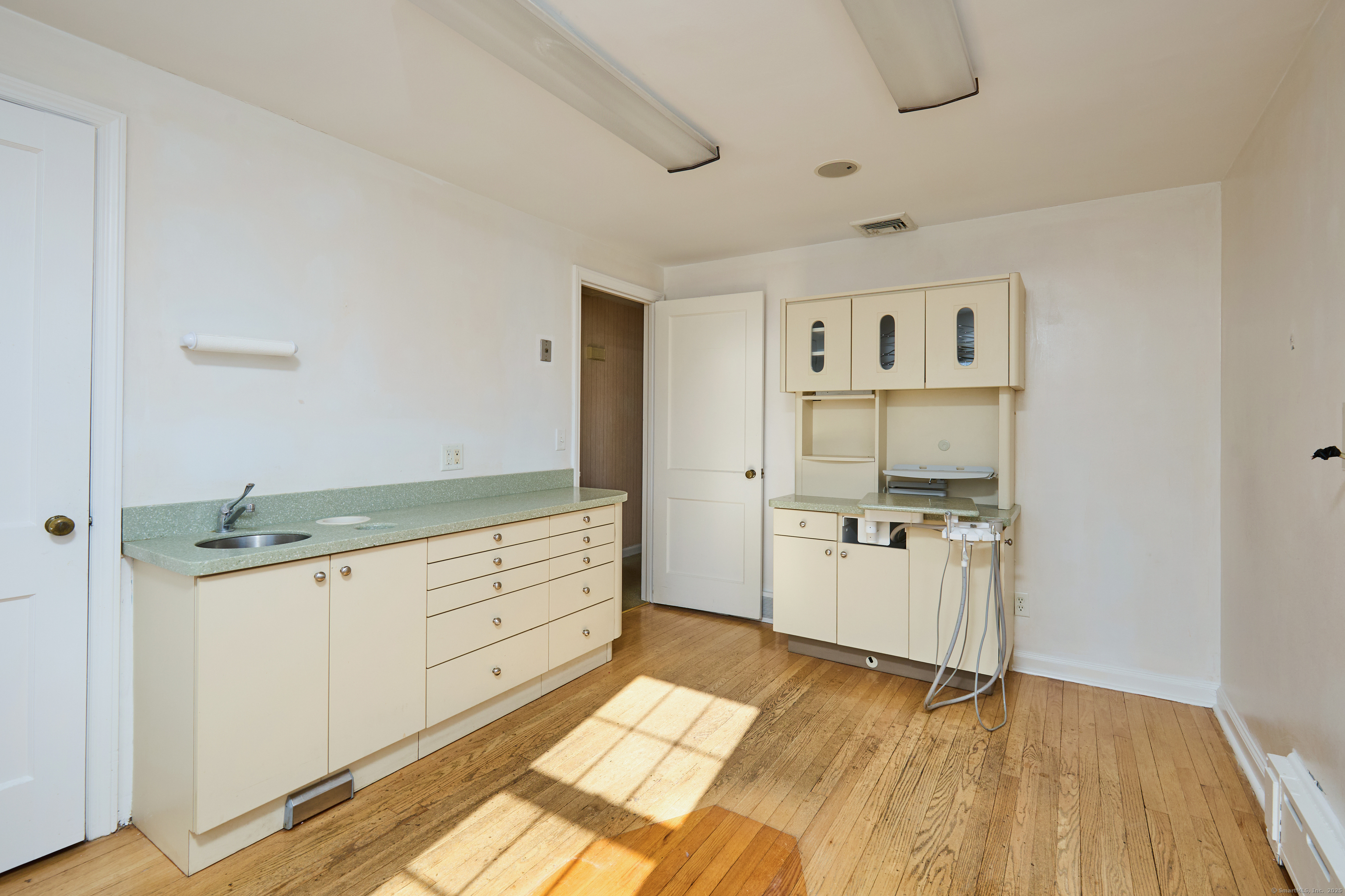 1411 Black Rock, Fairfield, Connecticut 06825