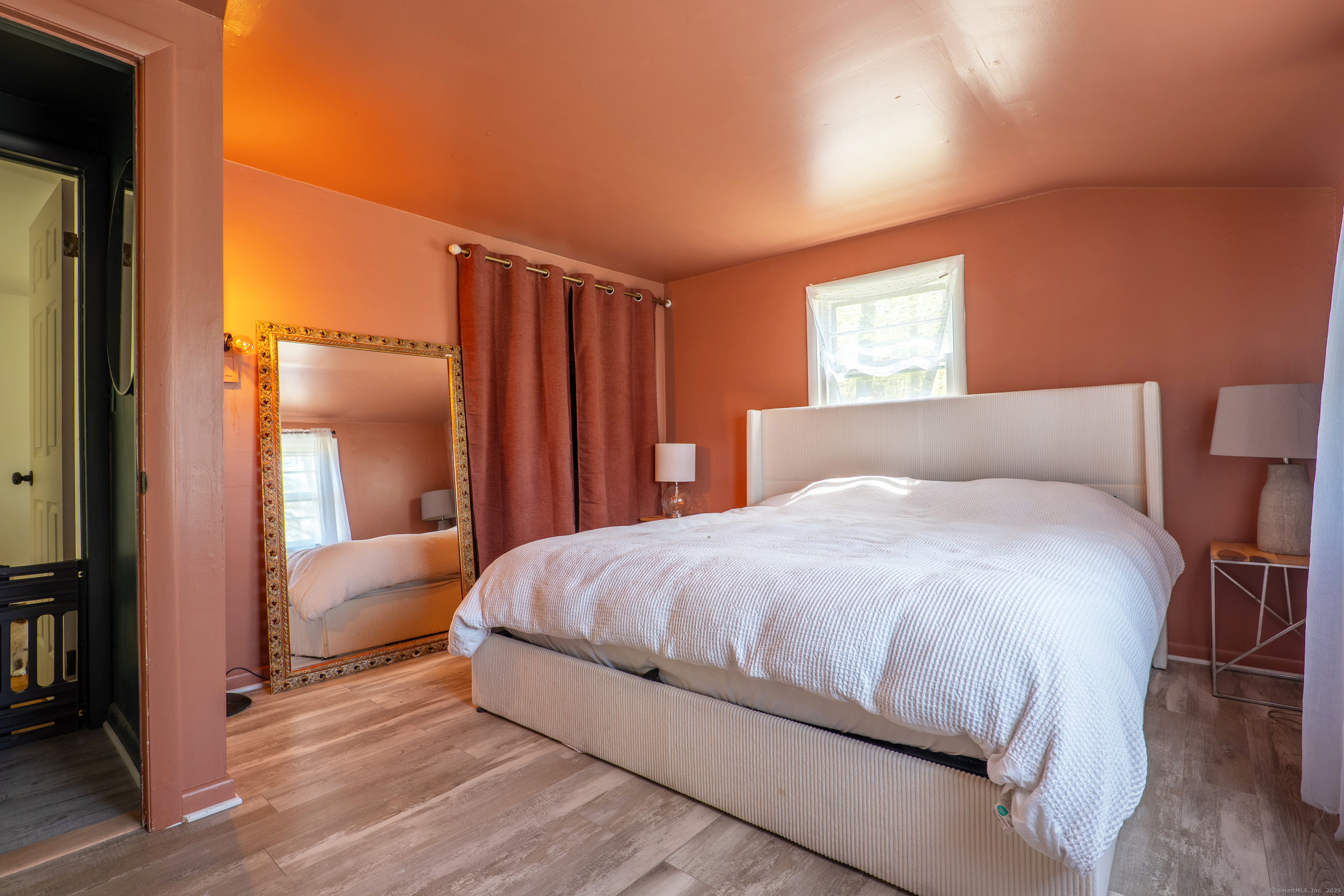 7 Greenwich, Southbury, Connecticut 06488