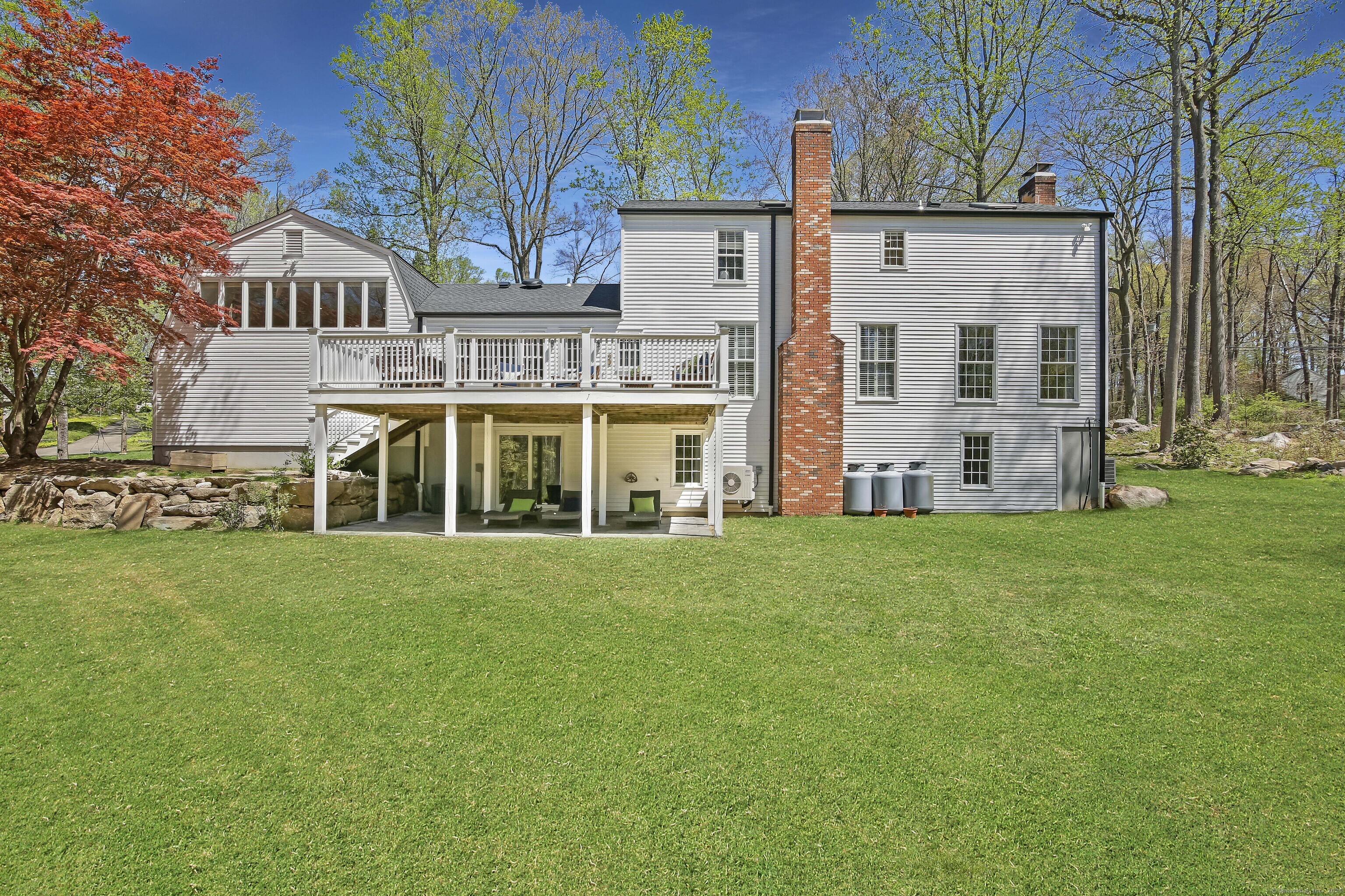 286 Indian Rock, New Canaan, Connecticut 06840