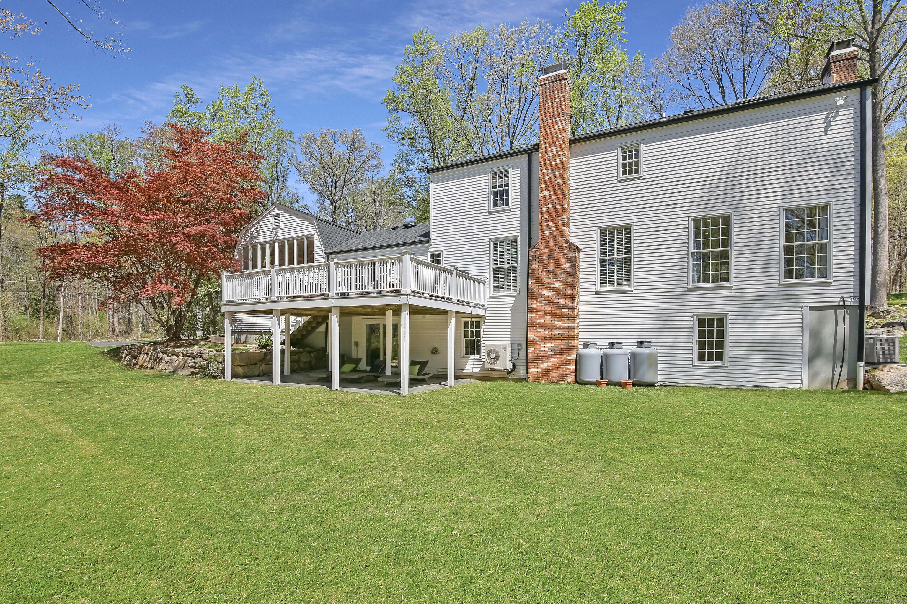 286 Indian Rock, New Canaan, Connecticut 06840