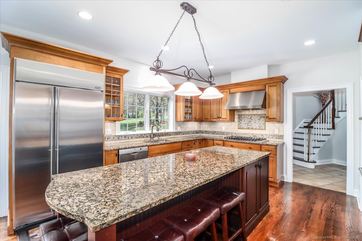 6 Starrs Plain, Danbury, Connecticut 06810