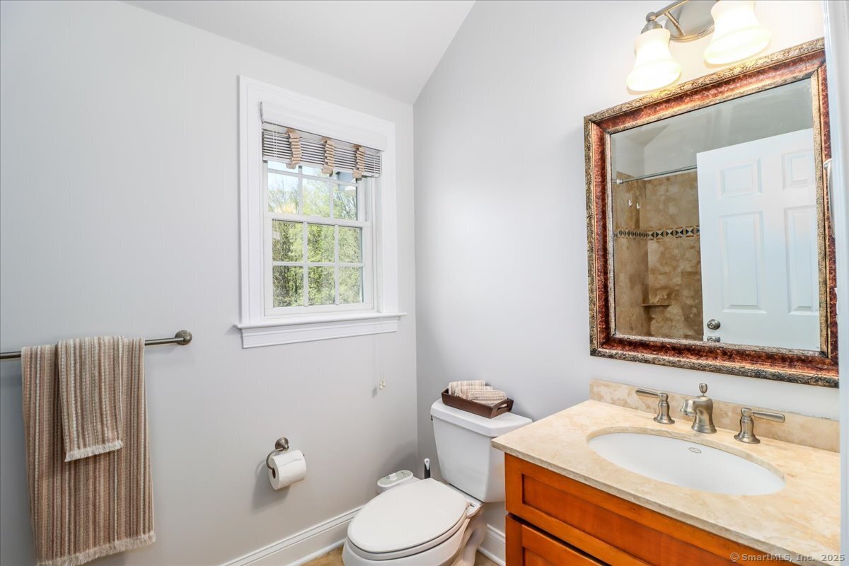 6 Starrs Plain, Danbury, Connecticut 06810