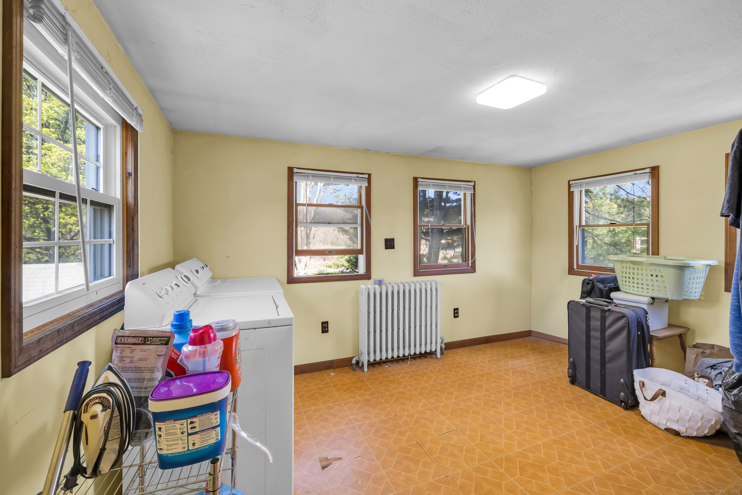 52 Wickett, New Hartford, Connecticut 06057
