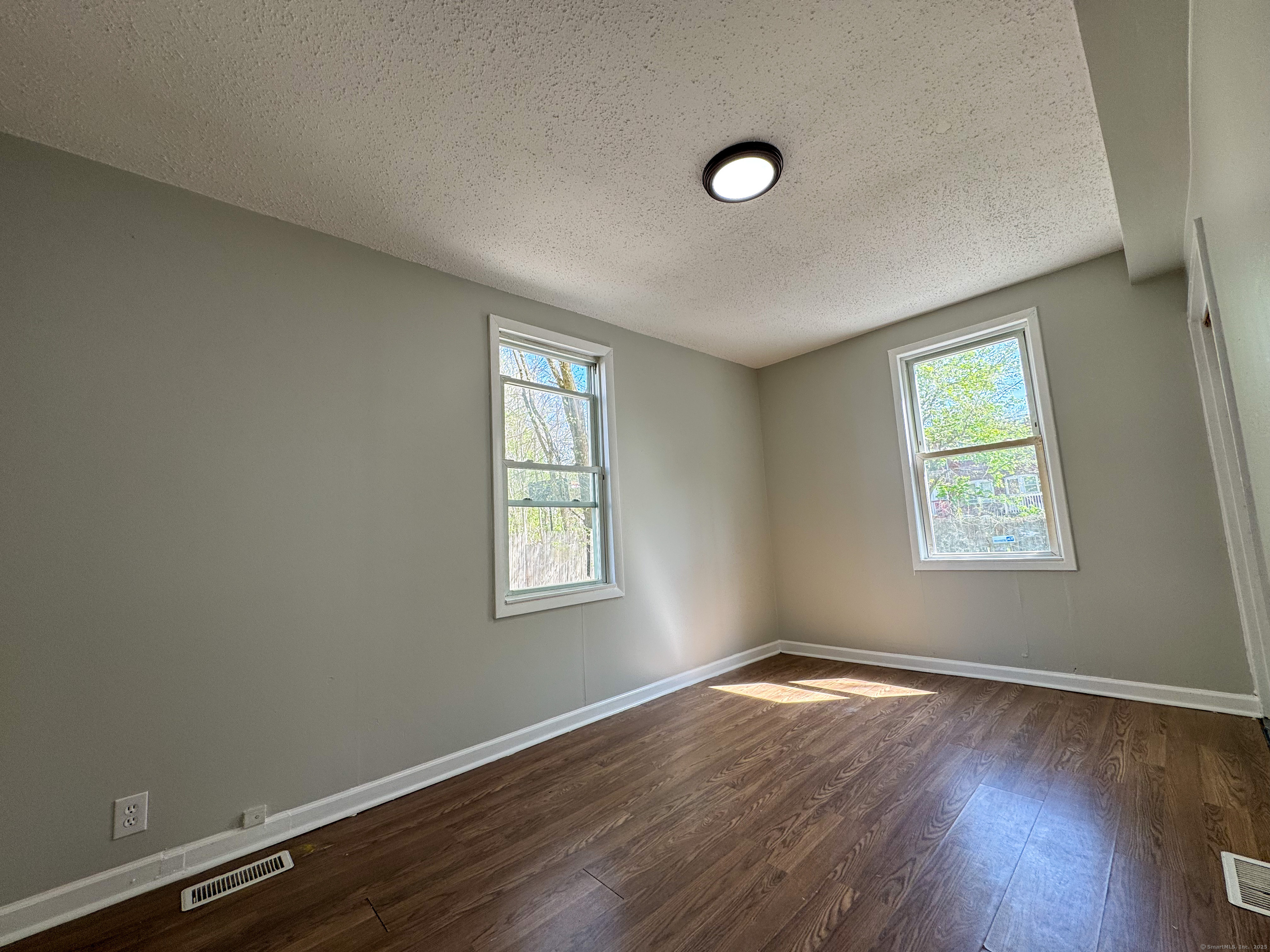 48 Irion, Waterbury, Connecticut 06704