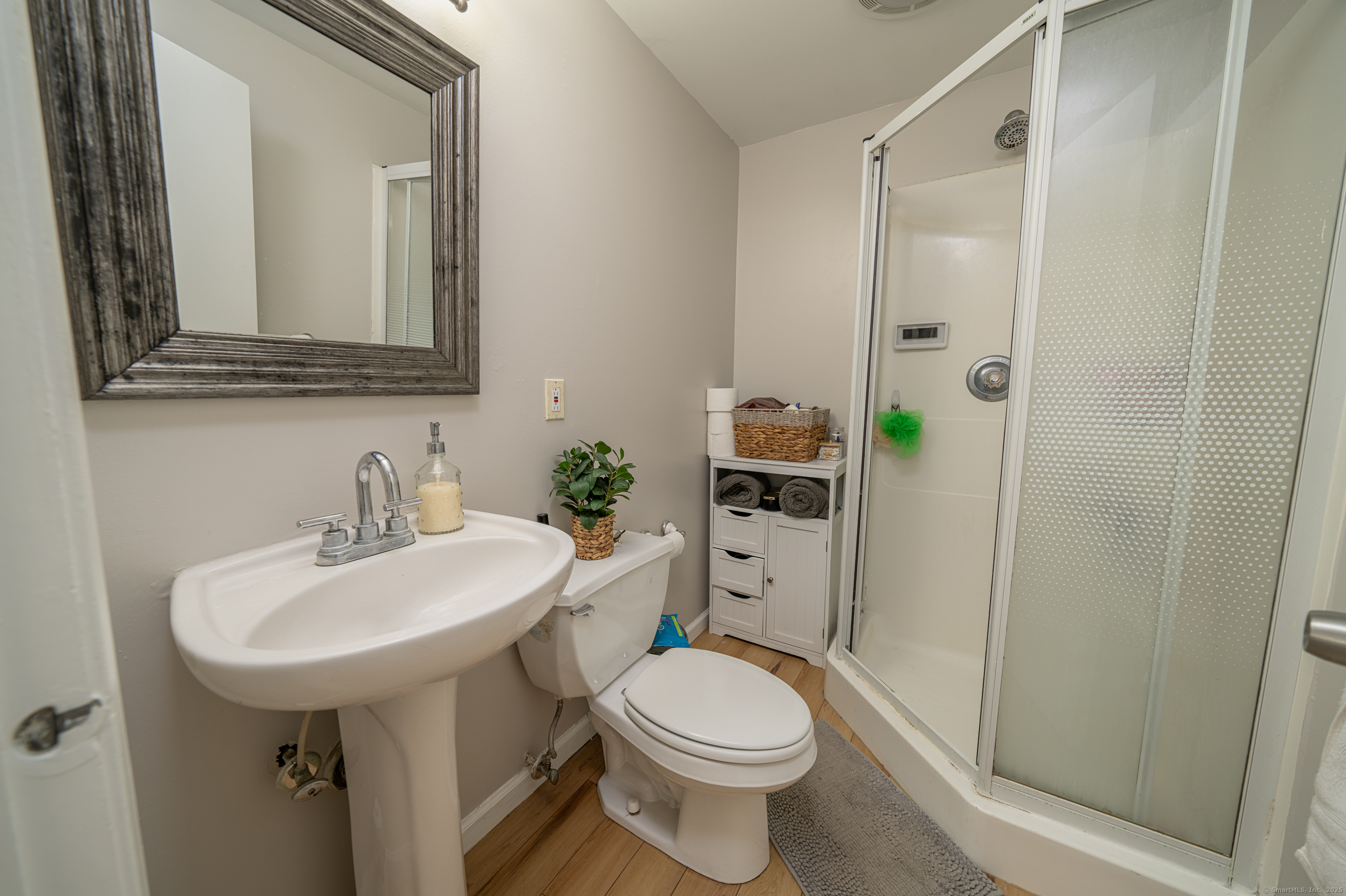 125 Northford, Branford, Connecticut 06405