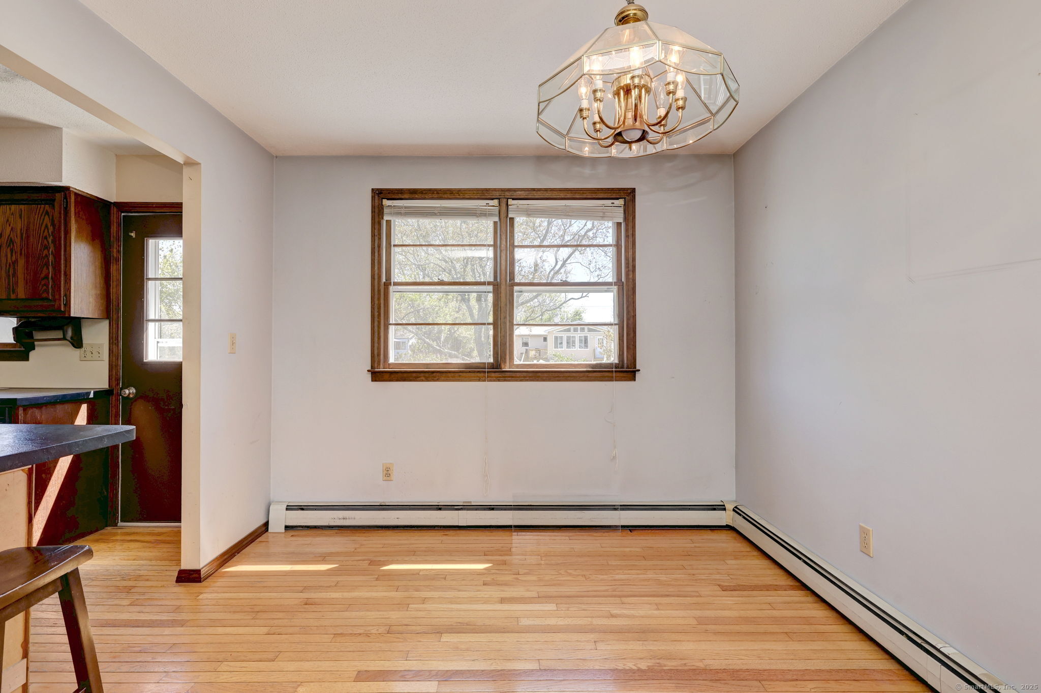 21 Chelsea, Milford, Connecticut 06460