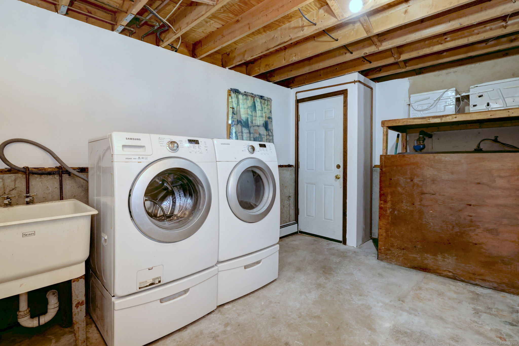 21 Chelsea, Milford, Connecticut 06460