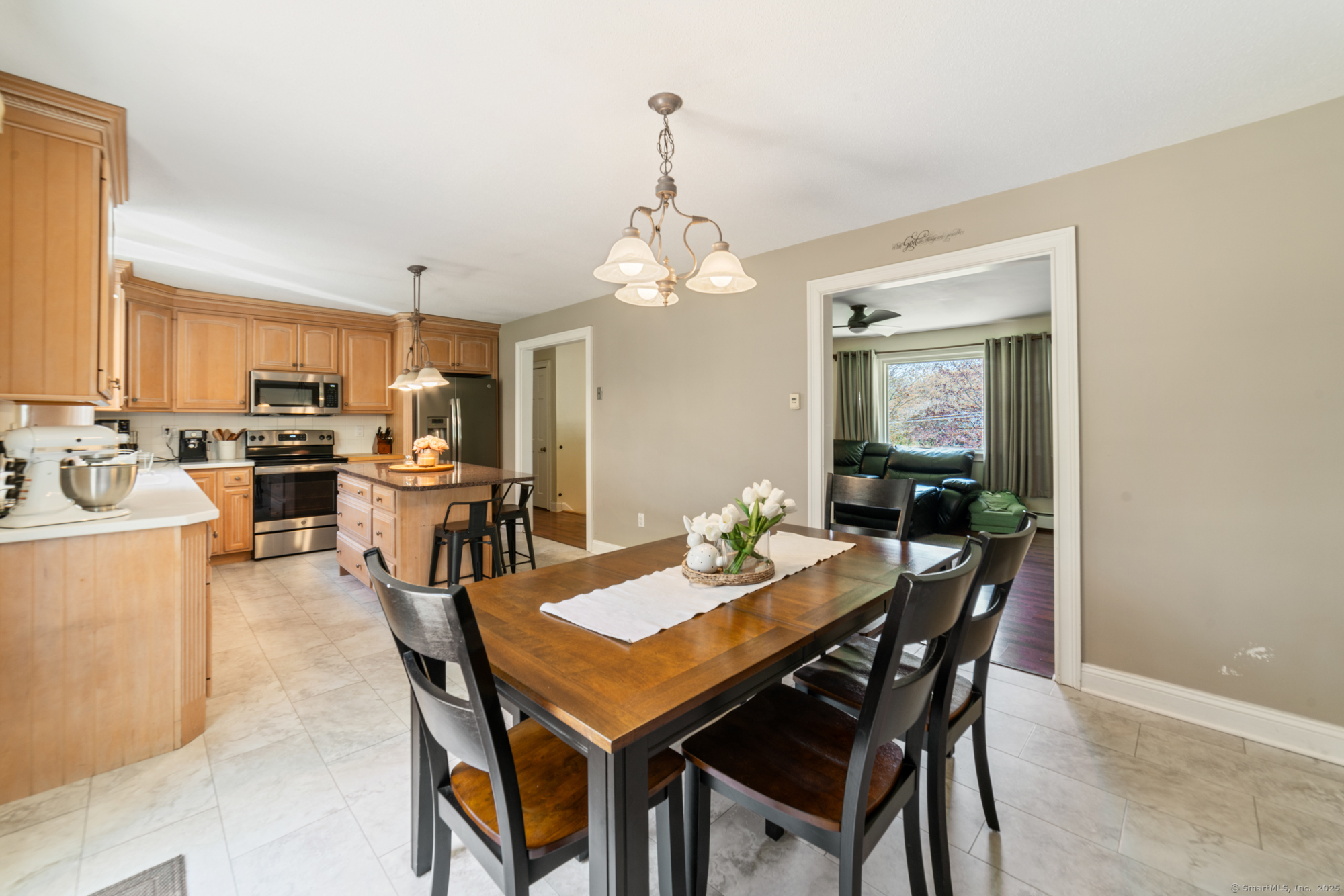 35 Patricia, Wolcott, Connecticut 06716