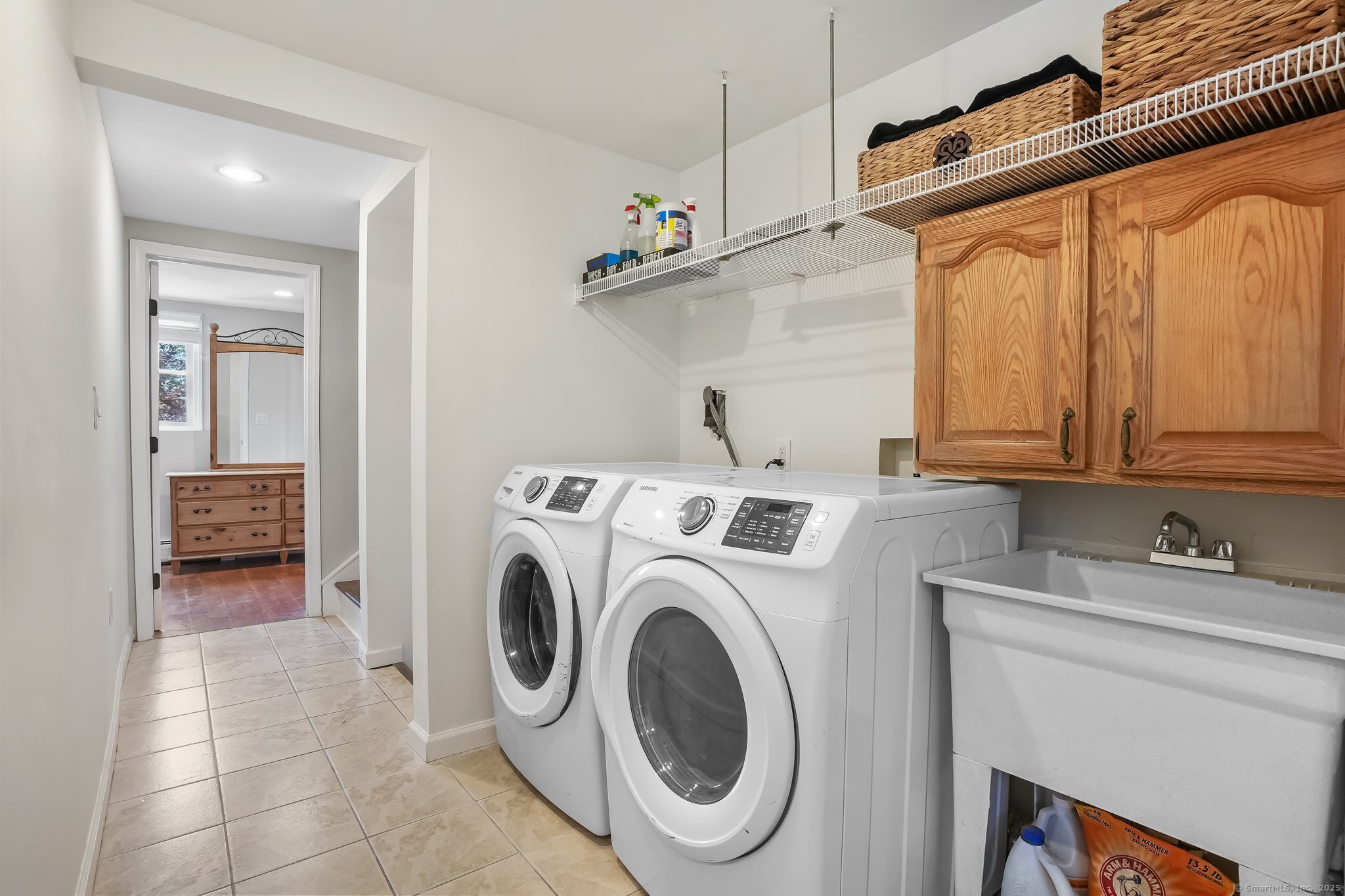 16 Skyline, Danbury, Connecticut 06810