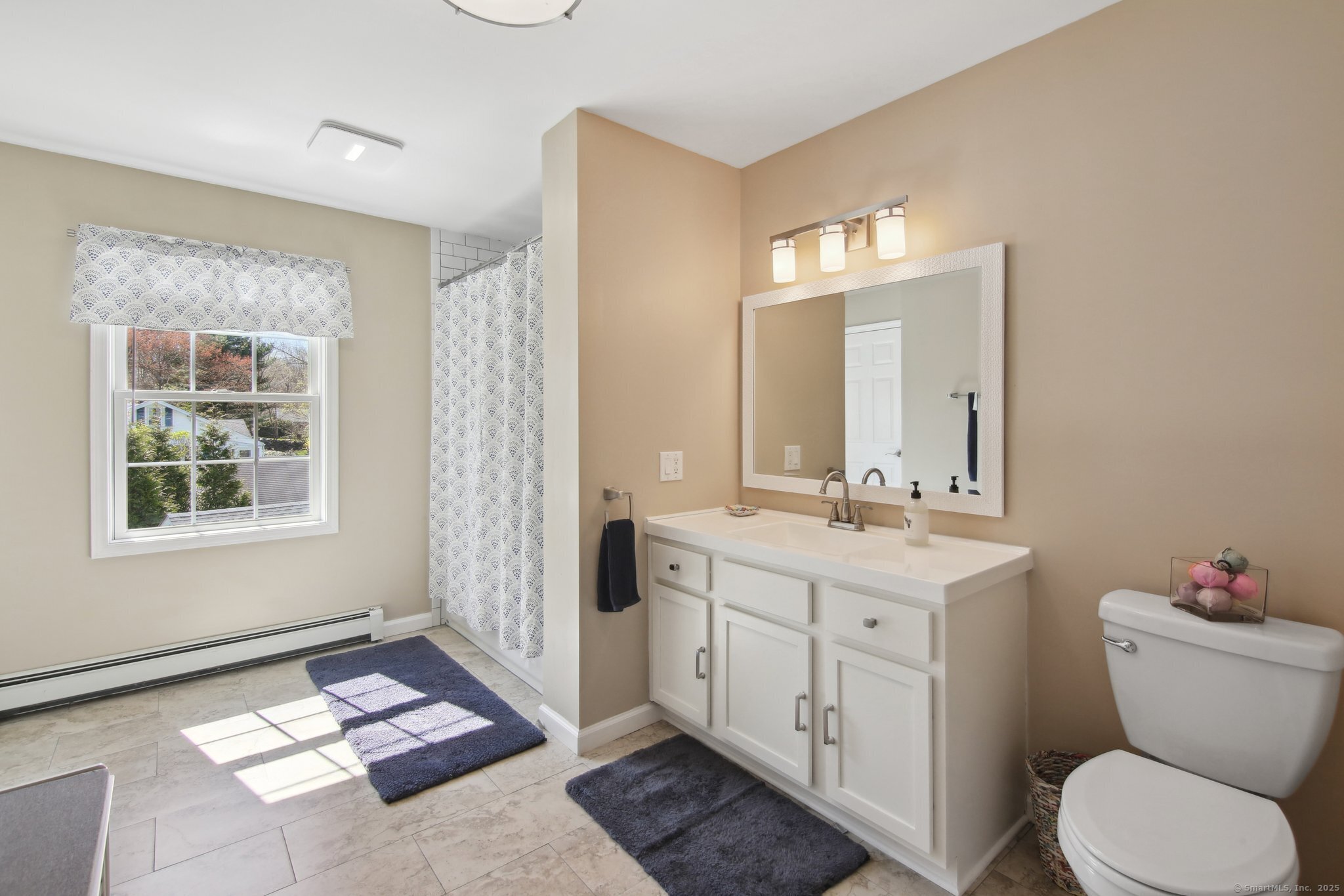 34 Kent, Warren, Connecticut 06754