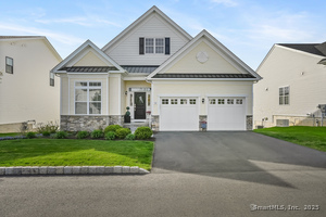 14 Enclave Circle, Unit 14