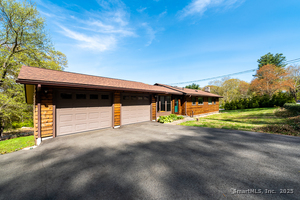 Homes for sale in Haddam, CT | 16 Walkley Hill Rd, Haddam, CT 06438 | MLS# 24092061