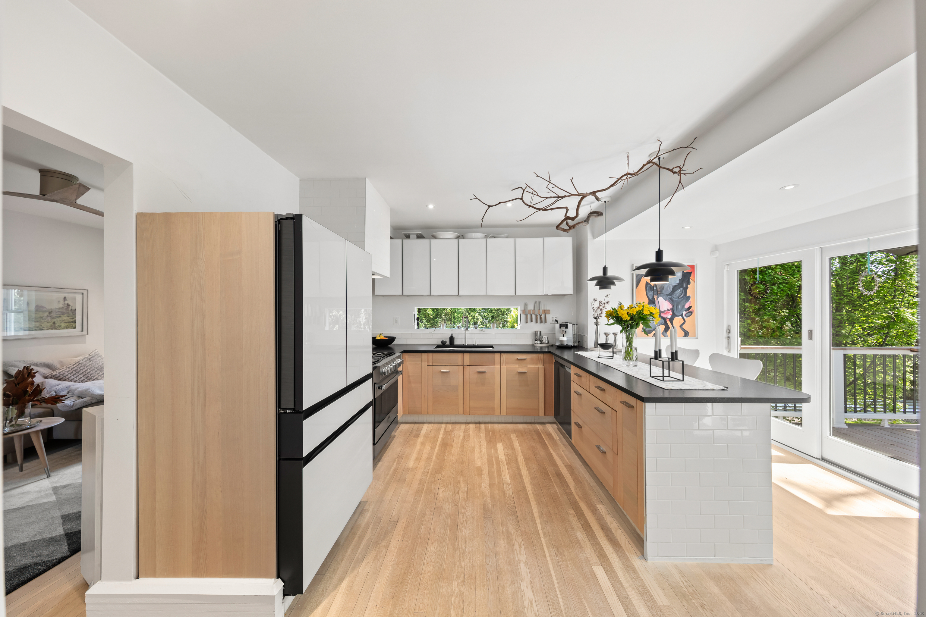 365 West, Darien, Connecticut 06820