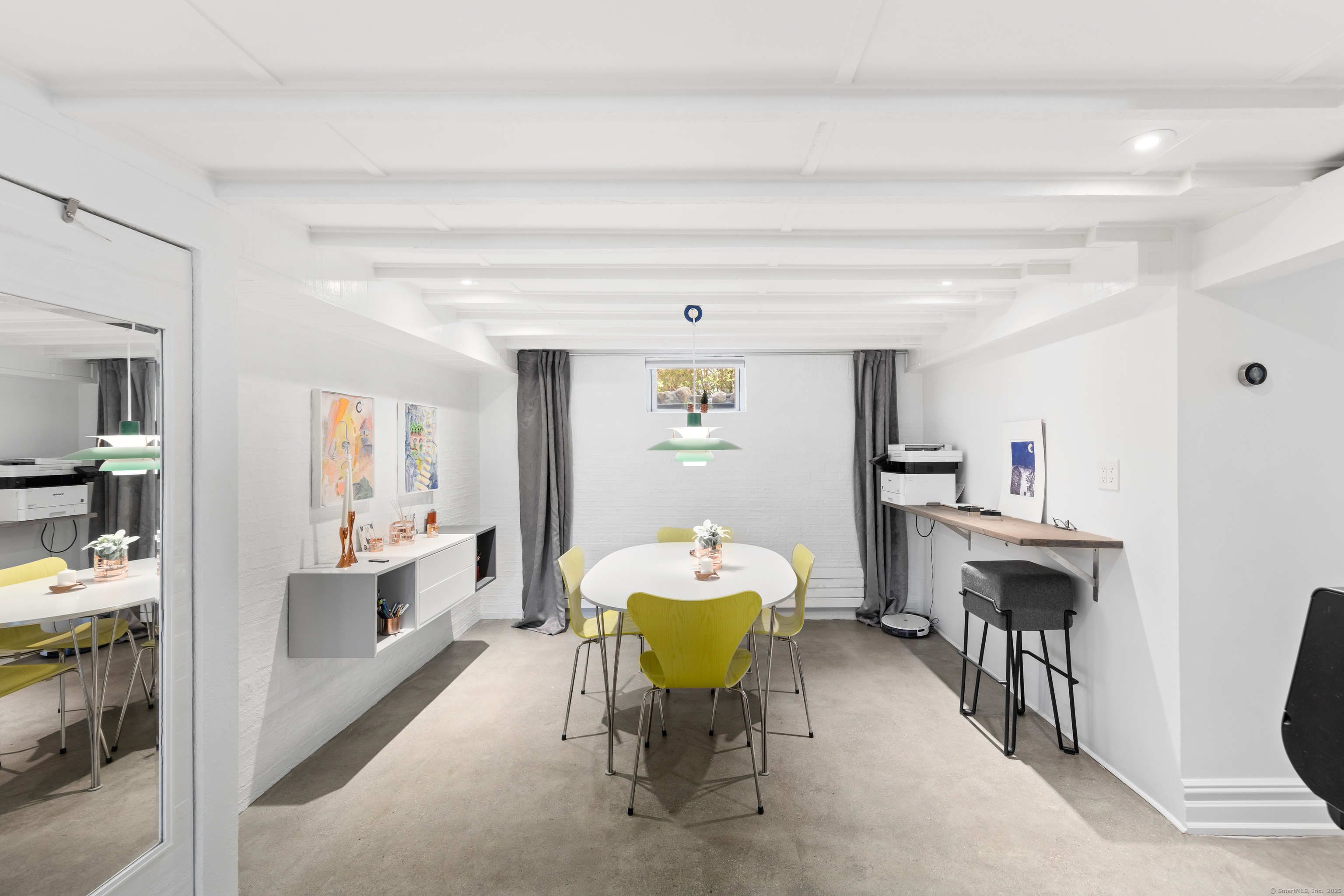 365 West, Darien, Connecticut 06820