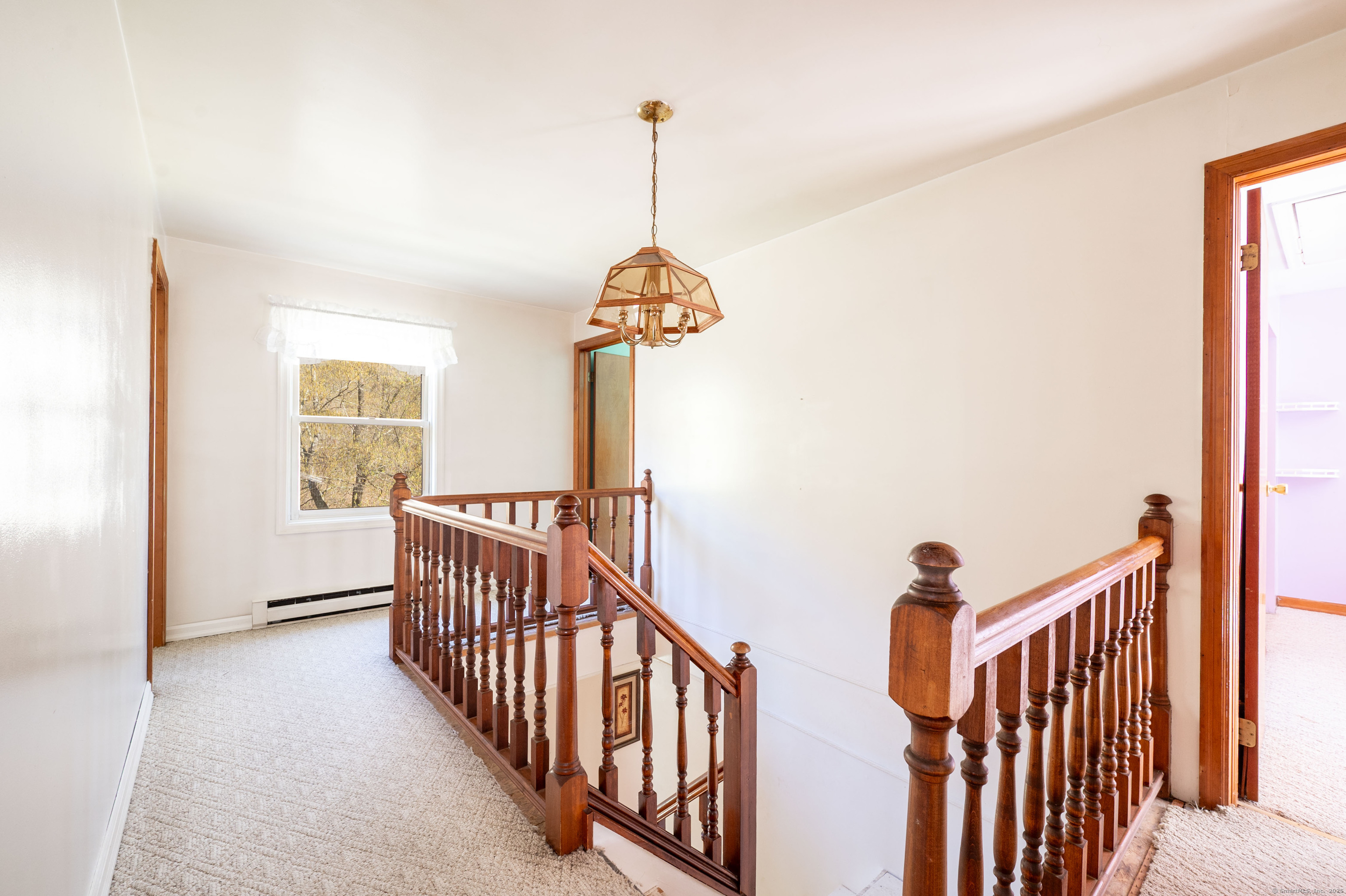 188 Huntingtown, Newtown, Connecticut 06470