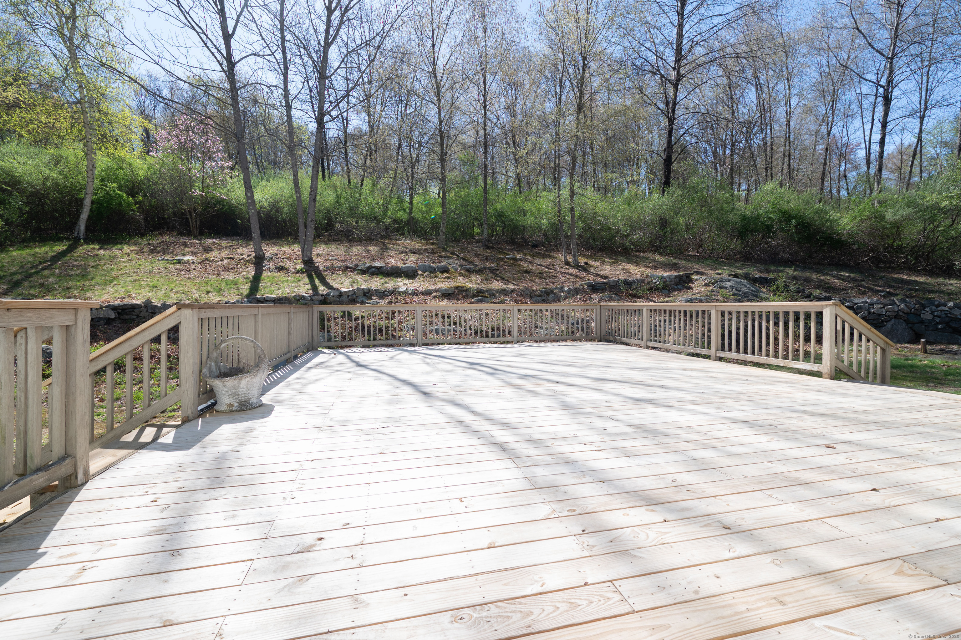 188 Huntingtown, Newtown, Connecticut 06470