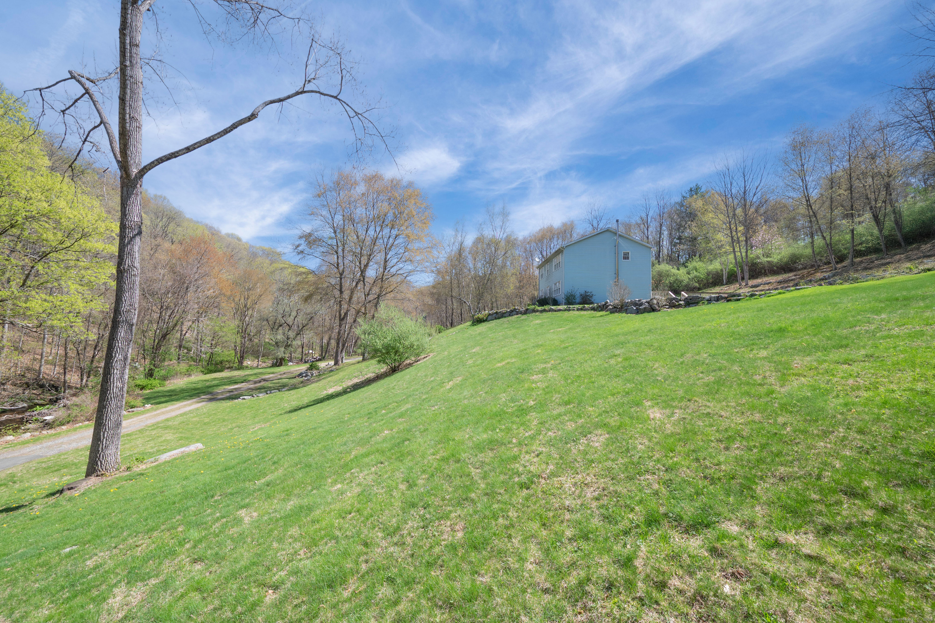 188 Huntingtown, Newtown, Connecticut 06470