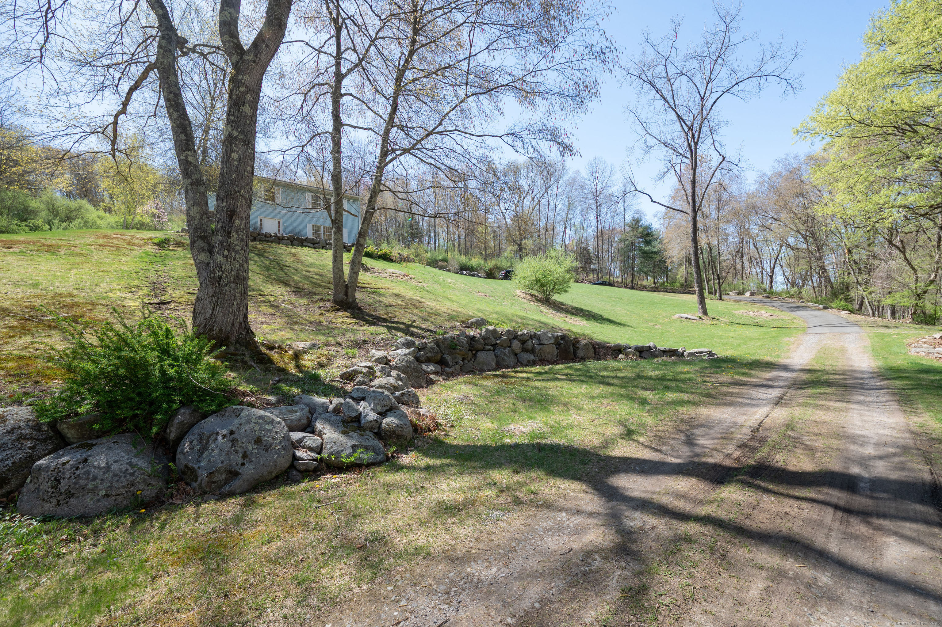 188 Huntingtown, Newtown, Connecticut 06470