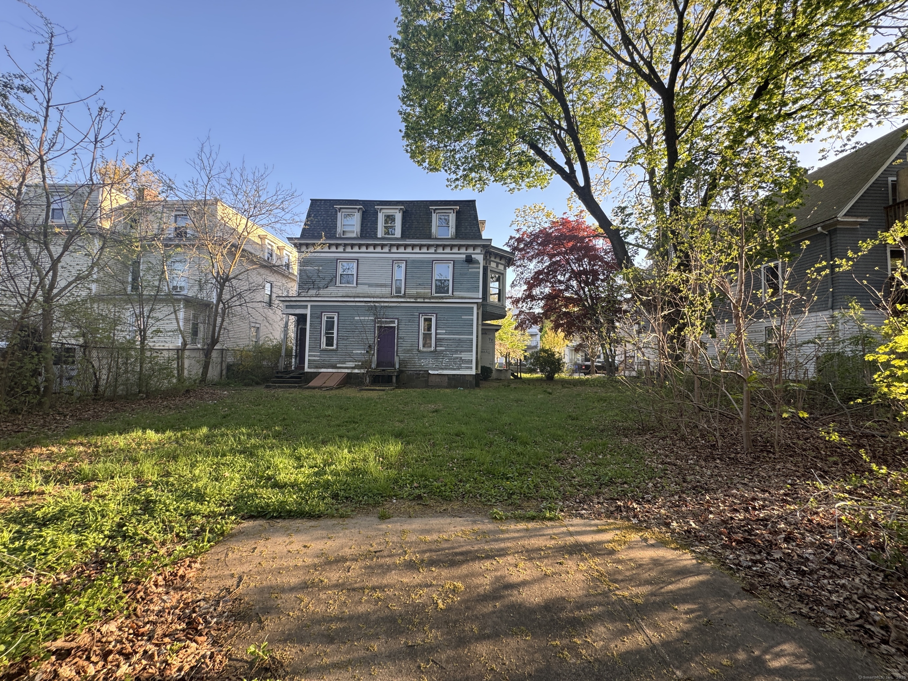 727 Elm, New Haven, Connecticut 06511