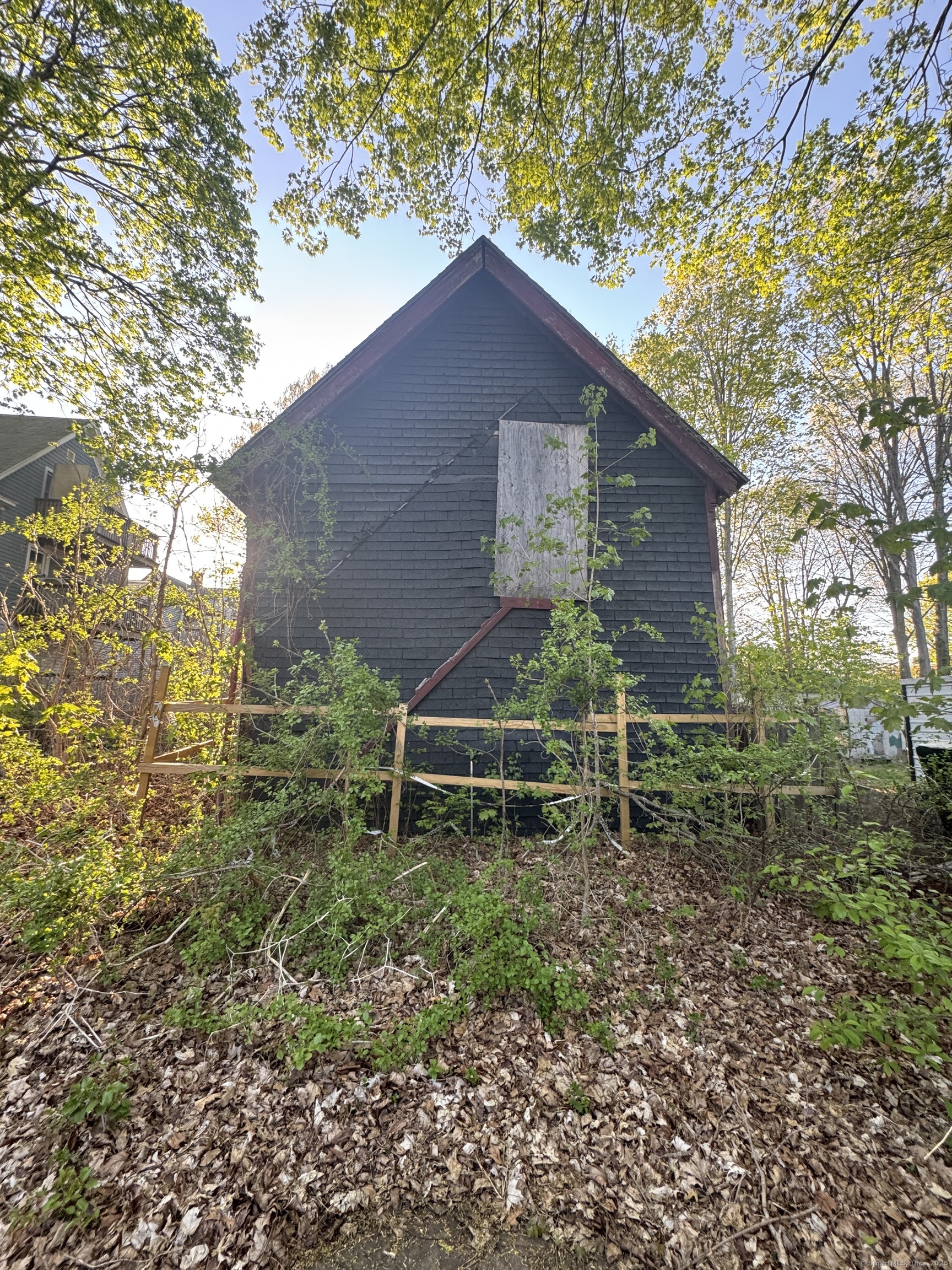 727 Elm, New Haven, Connecticut 06511