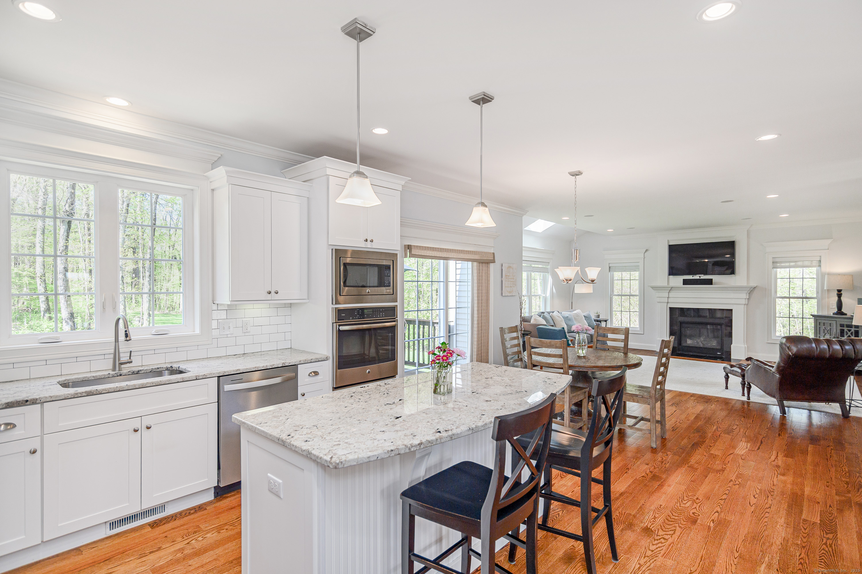 10A Taunton, Newtown, Connecticut 06470