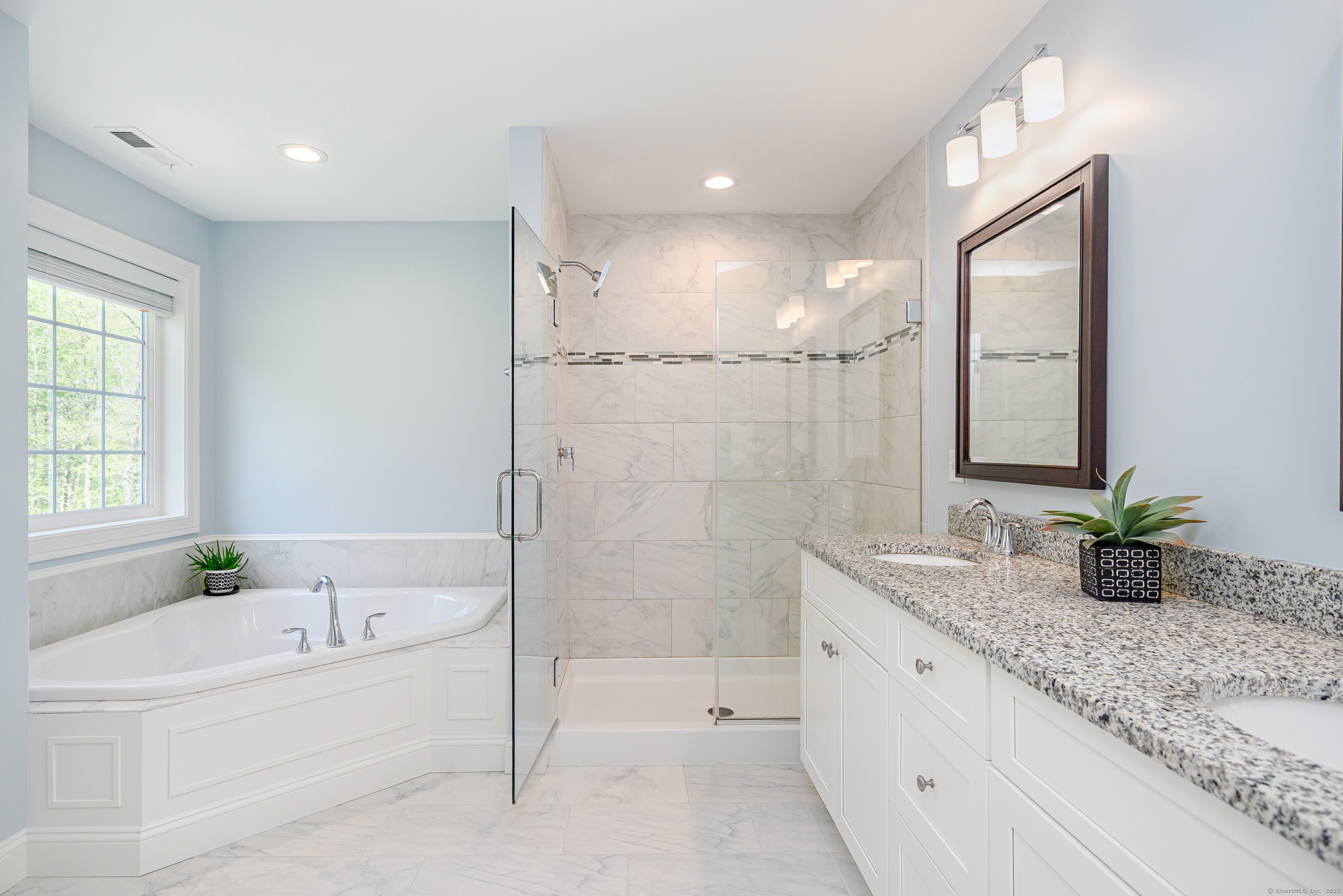 10A Taunton, Newtown, Connecticut 06470