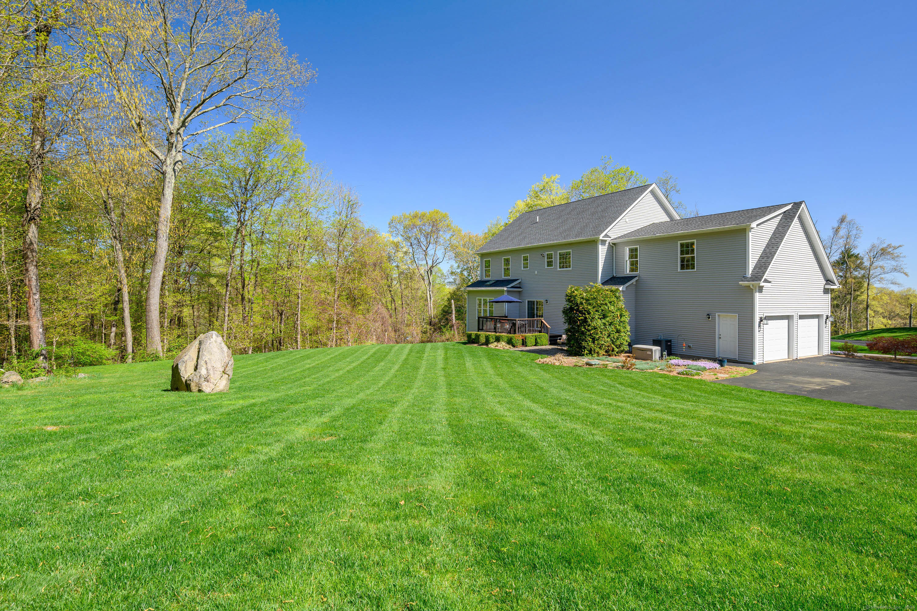 10A Taunton, Newtown, Connecticut 06470