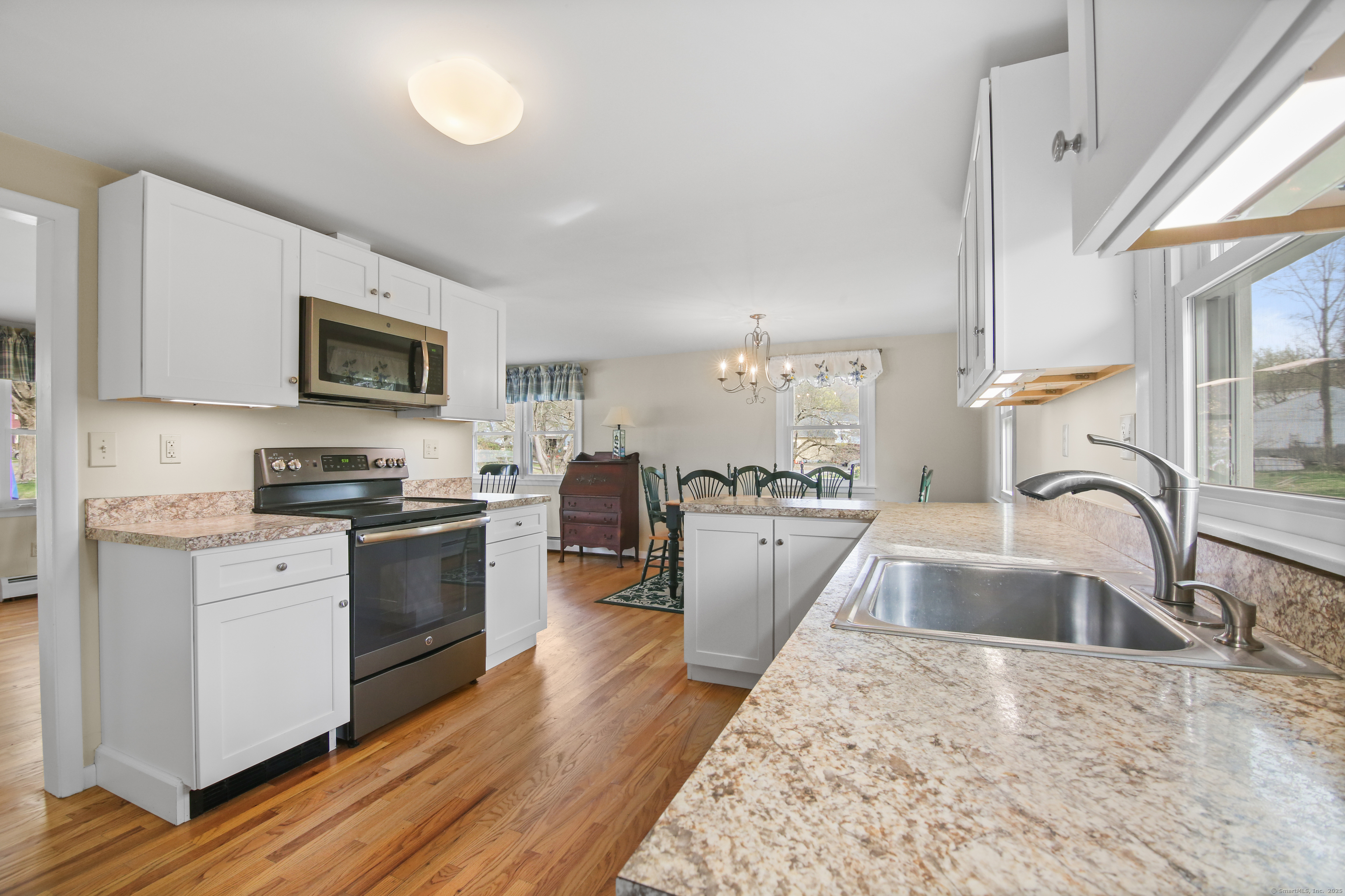 53B Elizabeth, Kent, Connecticut 06757